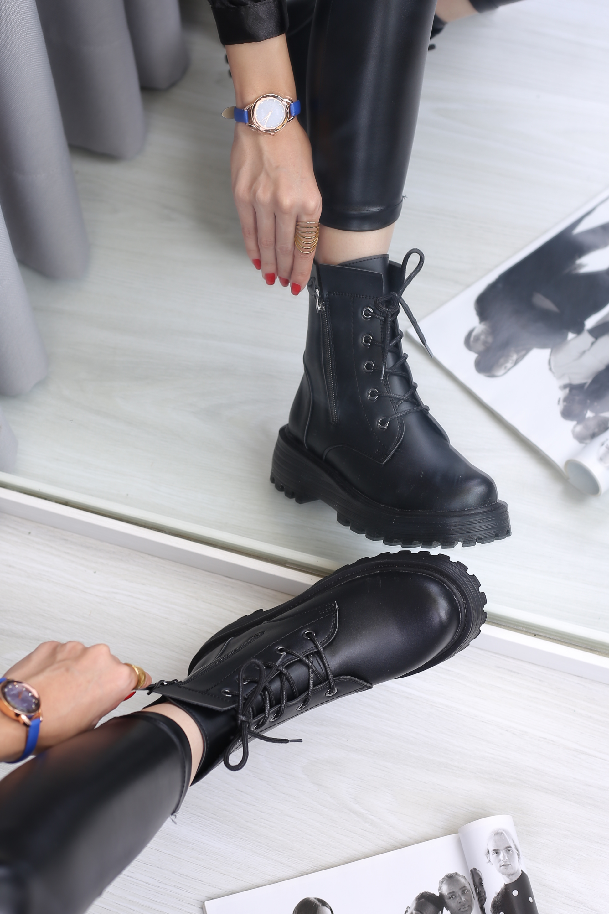 نیم بوت زنانه زیپ بیرون