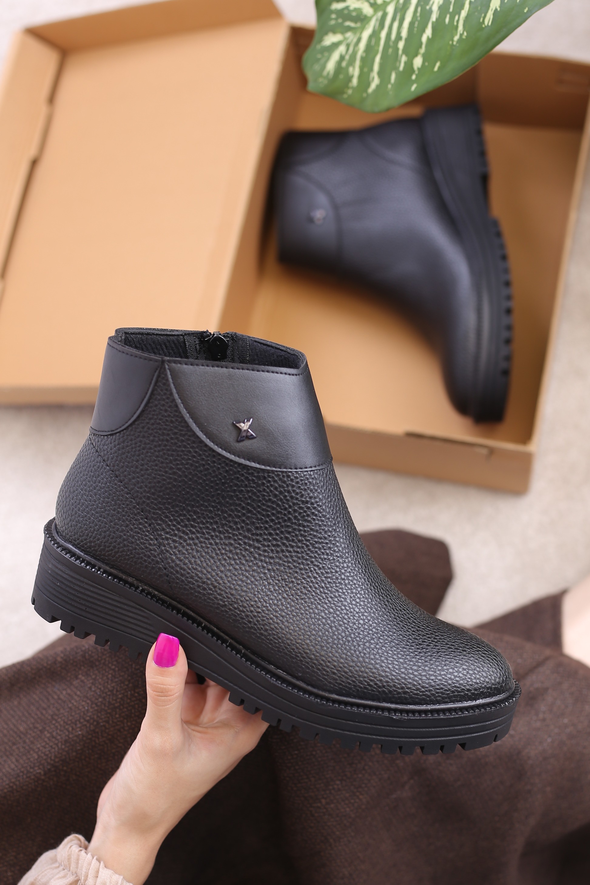 نیم بوت زنانه استار401