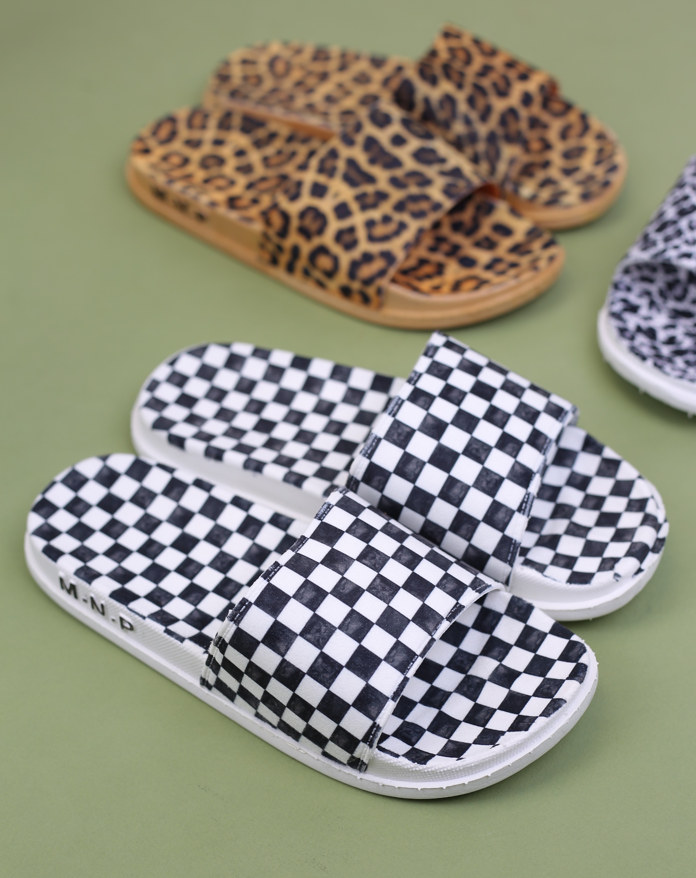 کفش صندل زنانه راحتی 144 طرحدار