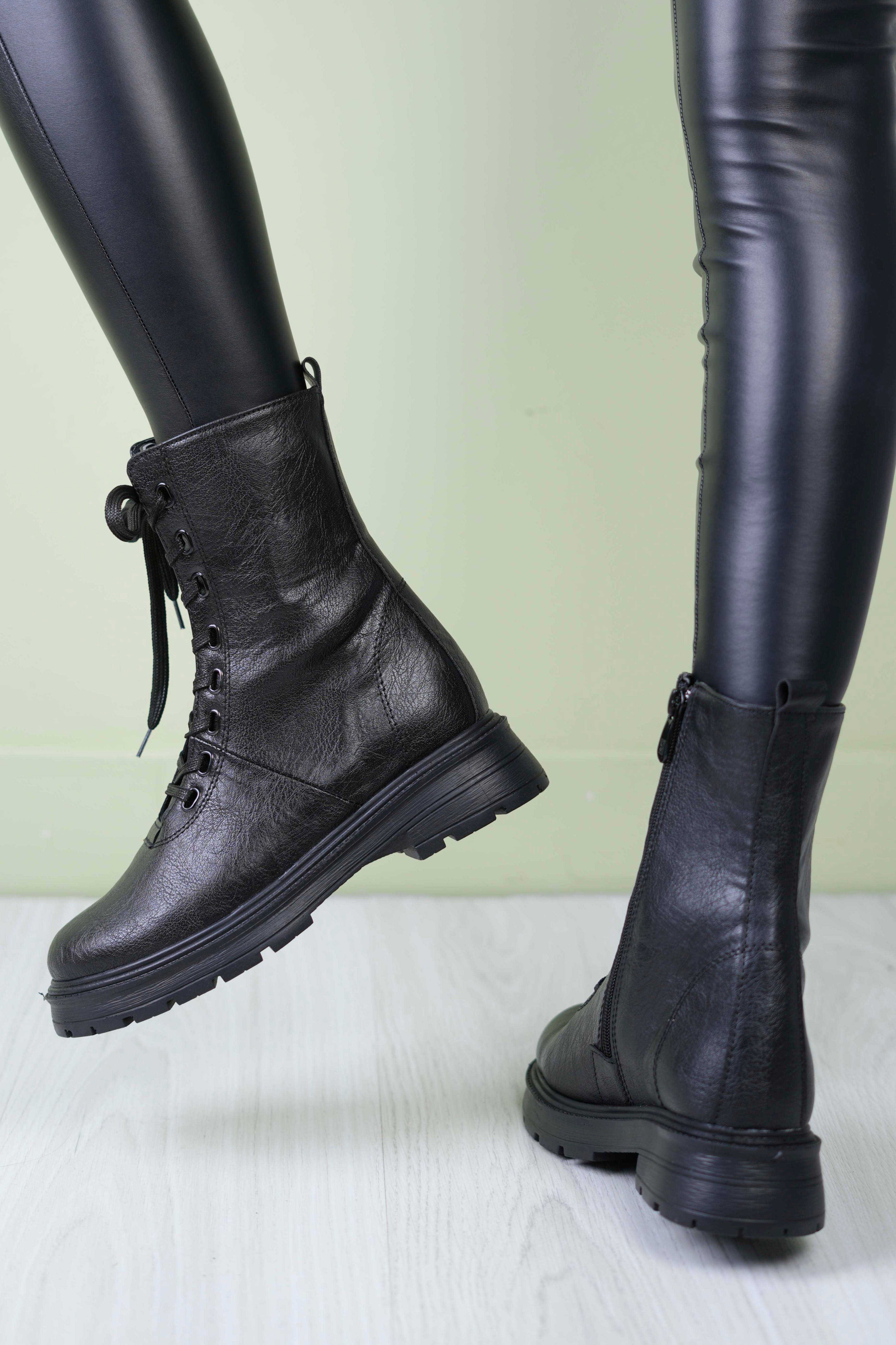 بوت بلند زنانه ویکی