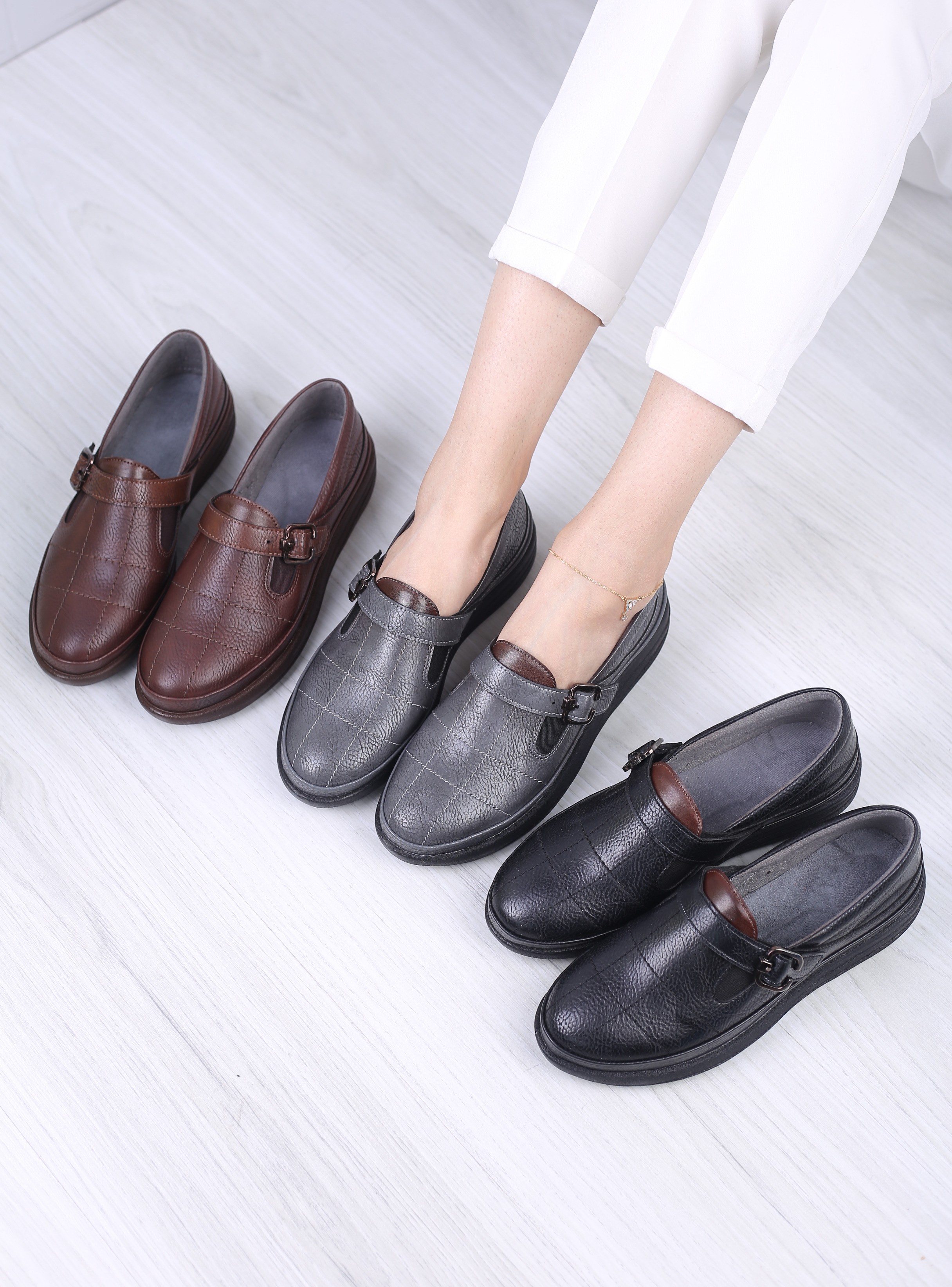 کفش پرسنلی زنانه شطرنجی