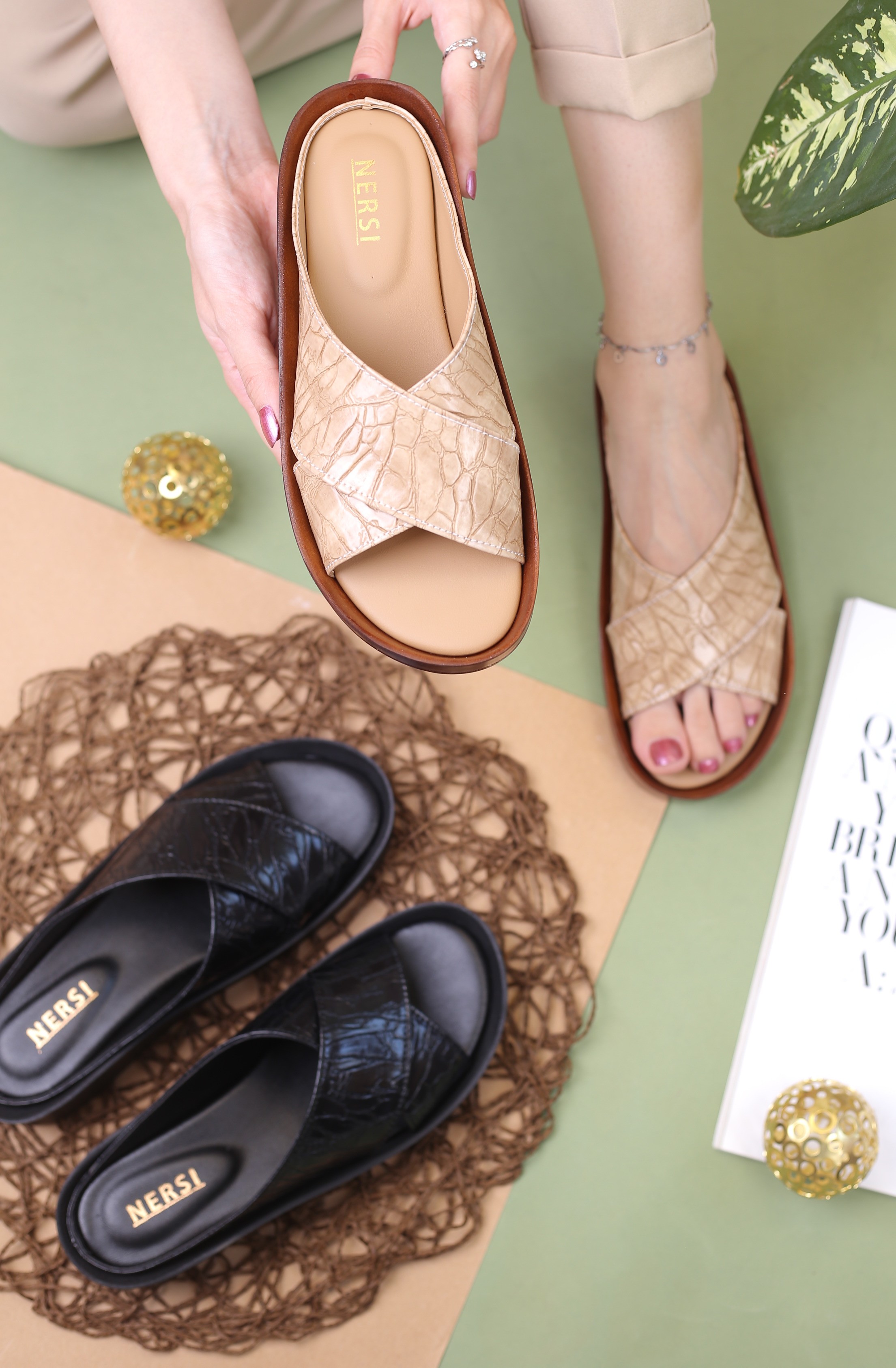 کفش صندل زنانه روفرشی درسا