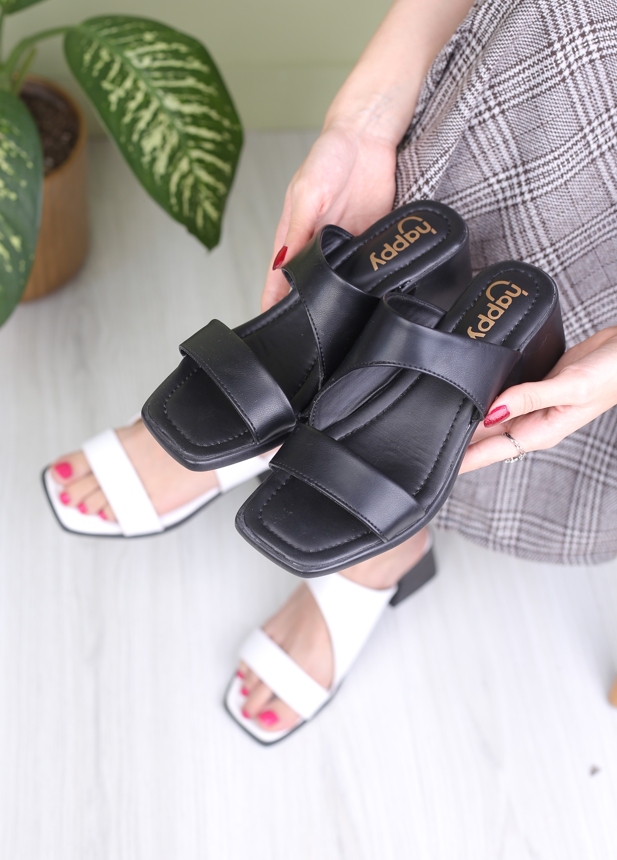 کفش صندل زنانه همتا