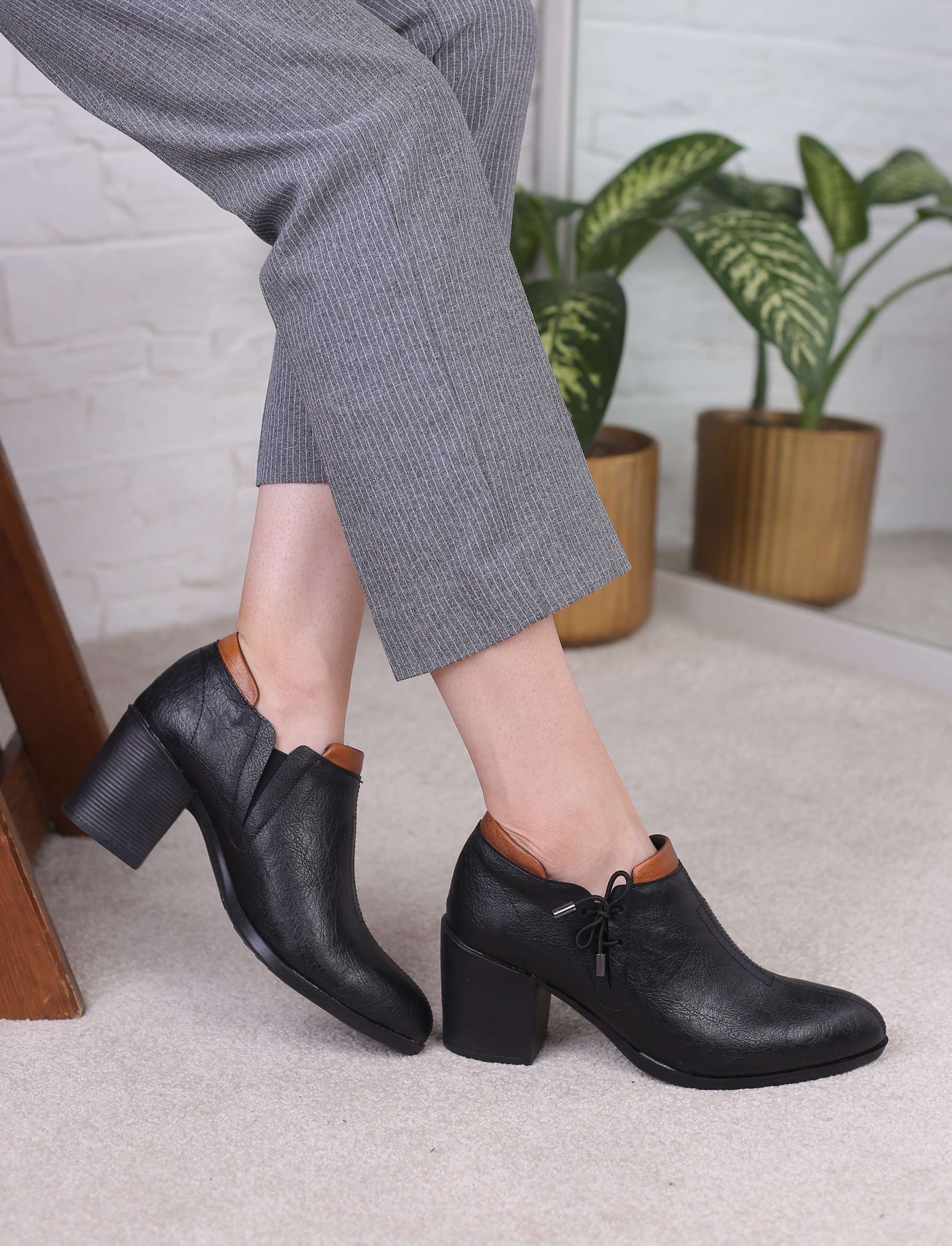 کفش پرسنلی زنانه لیدا