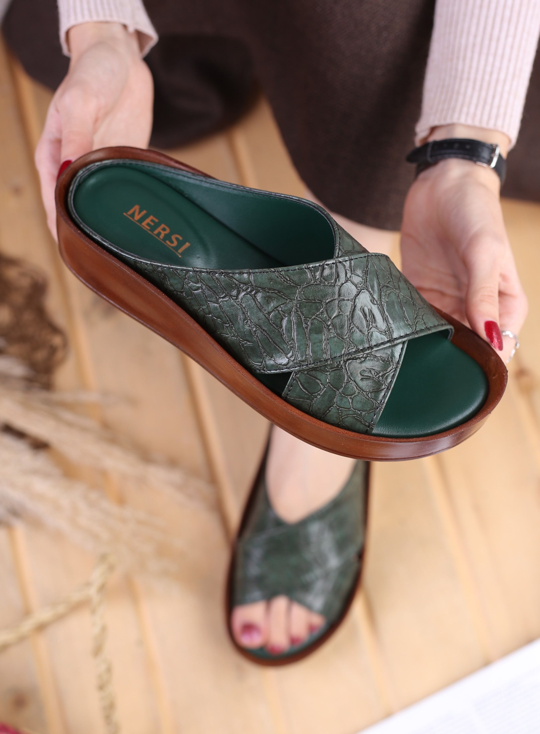 کفش صندل زنانه روفرشی درسا