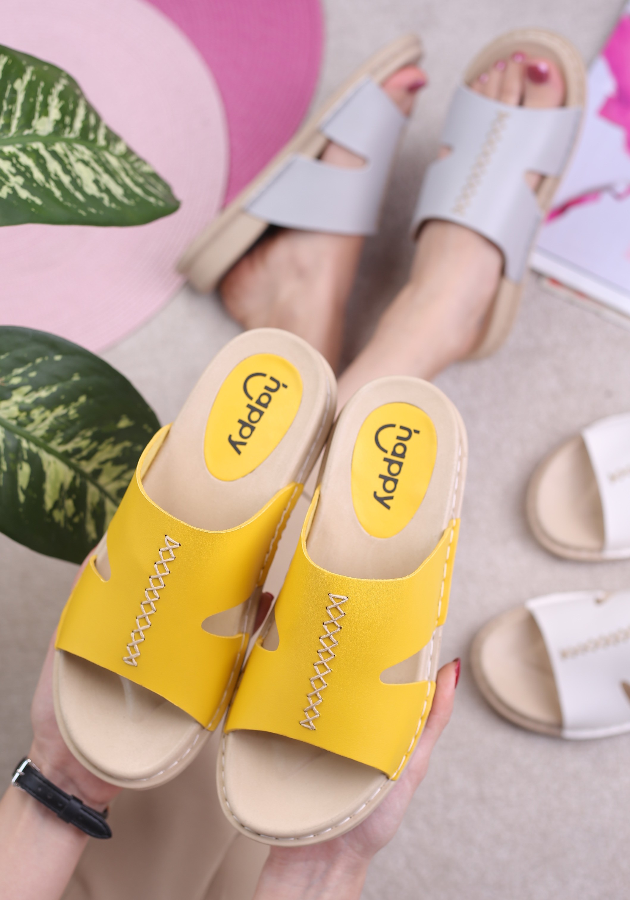 کفش صندل زنانه روفرشی ابرا