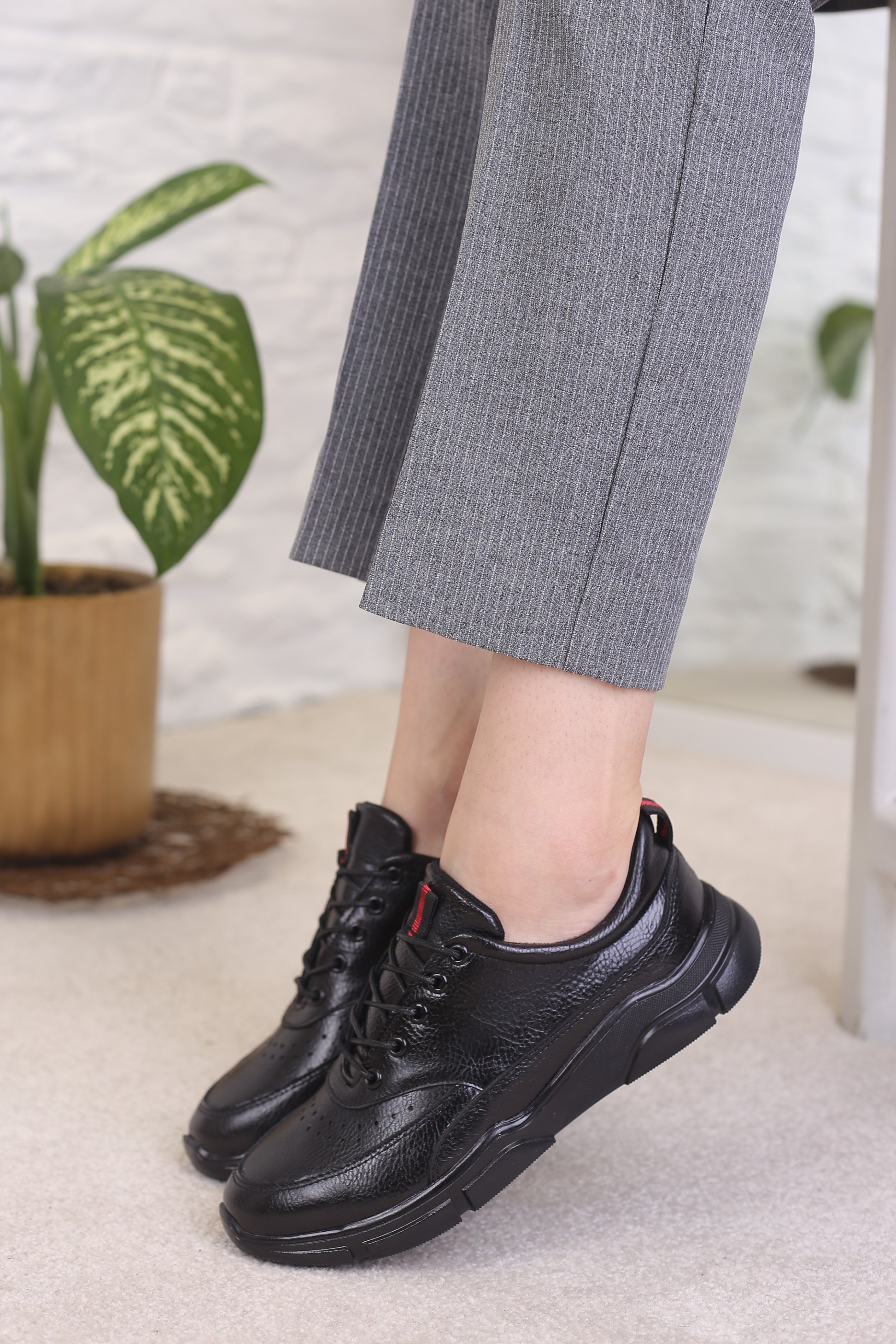 کفش اسپرت زنانه نیکول