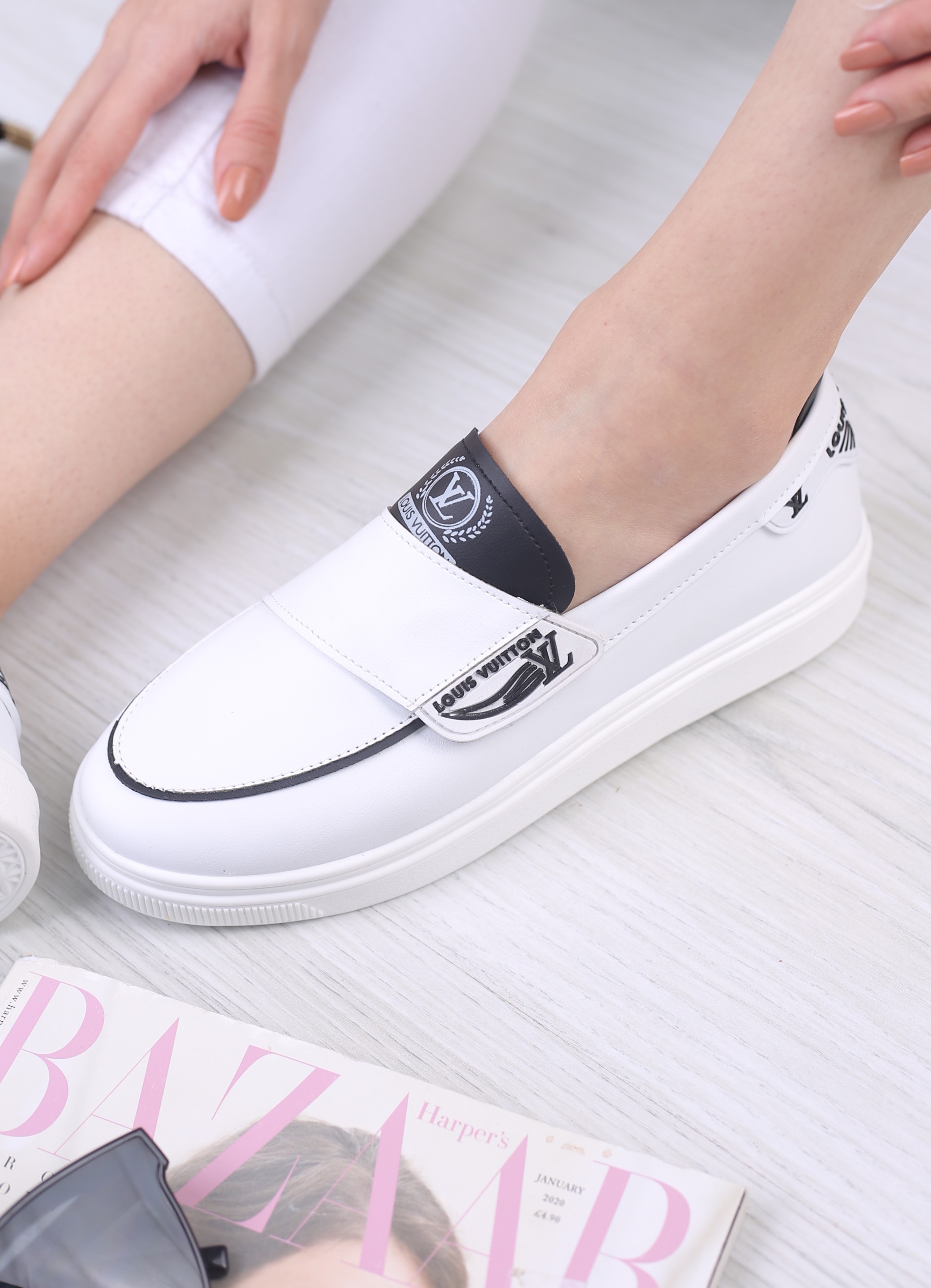 کفش کالج زنانه تک چسب