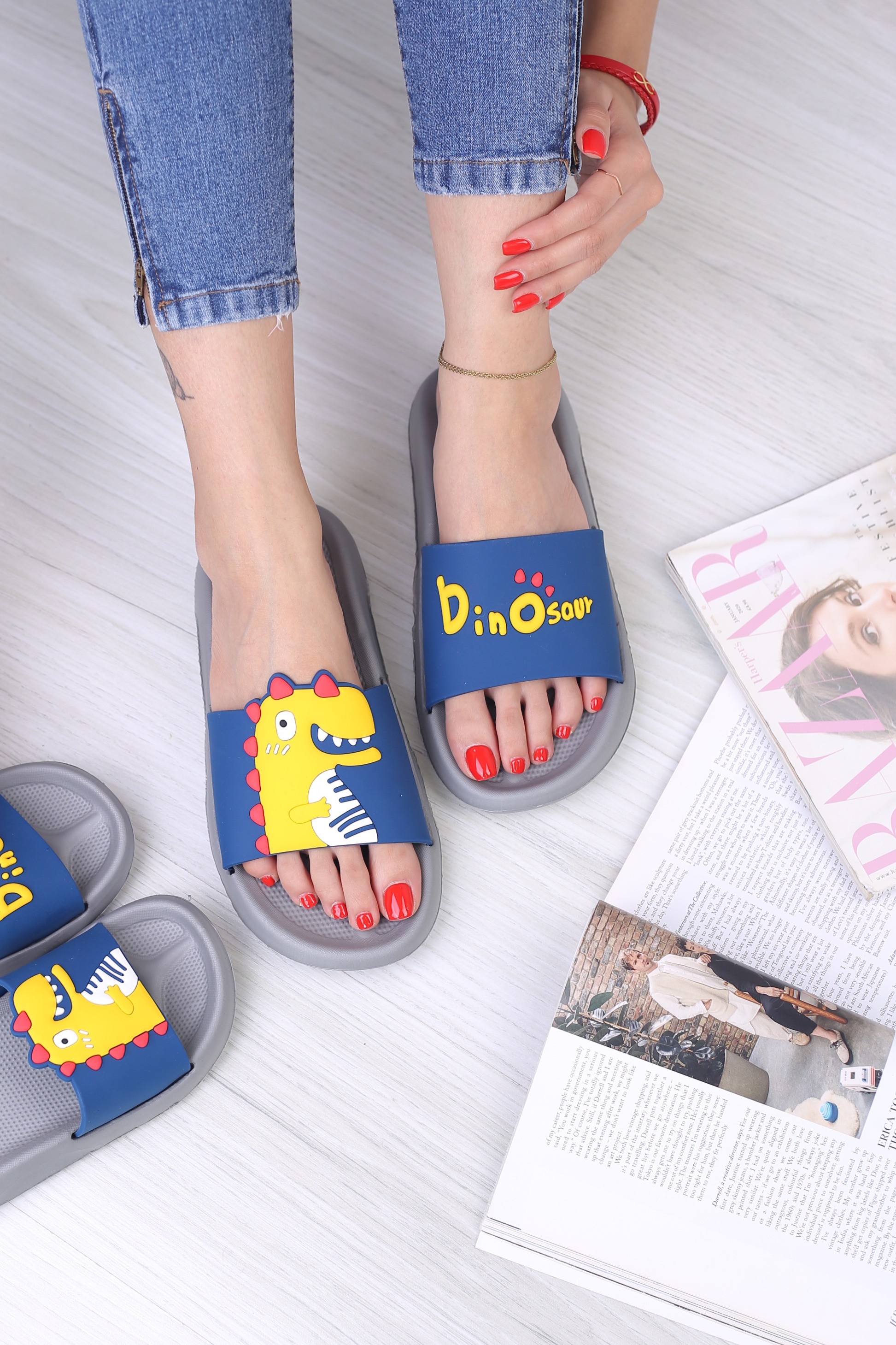 کفش صندل زنانه راحتی داینو