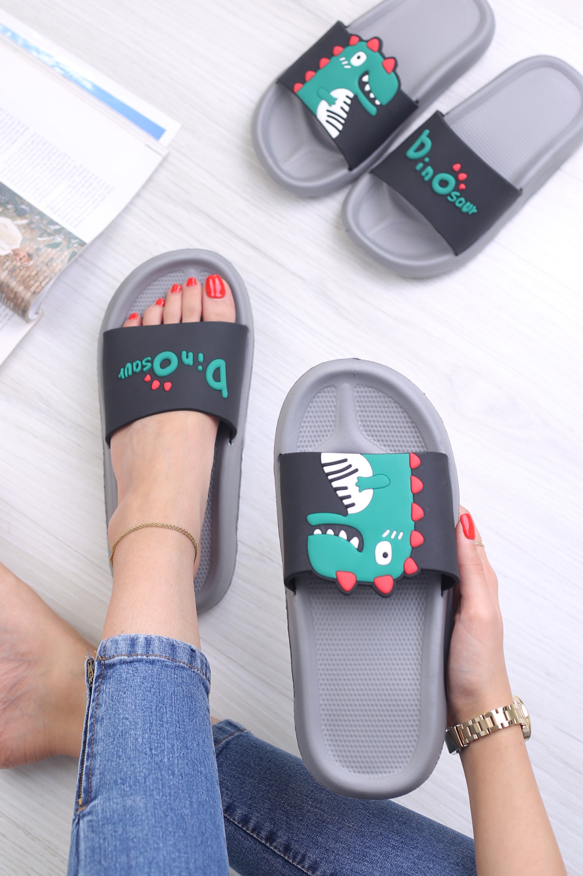 کفش صندل زنانه راحتی داینو