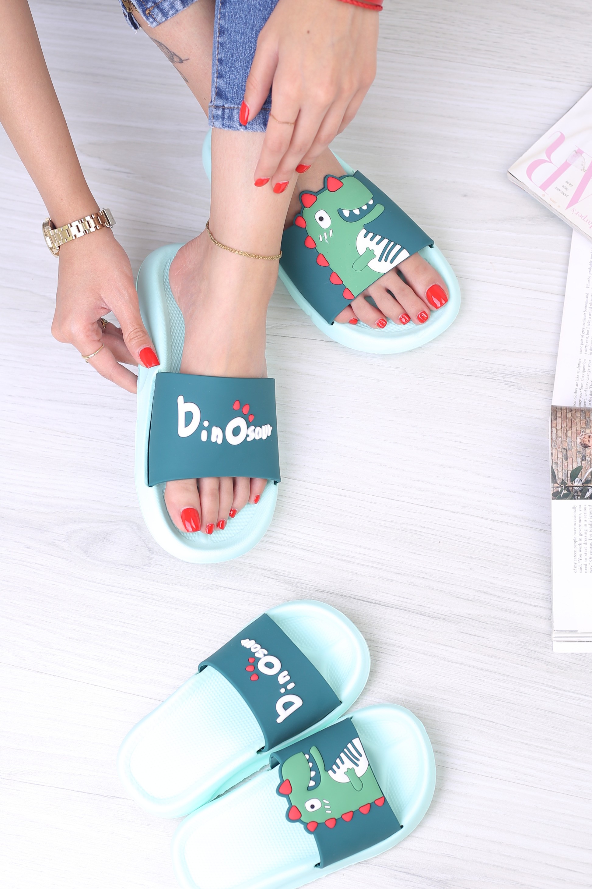 کفش صندل زنانه راحتی داینو