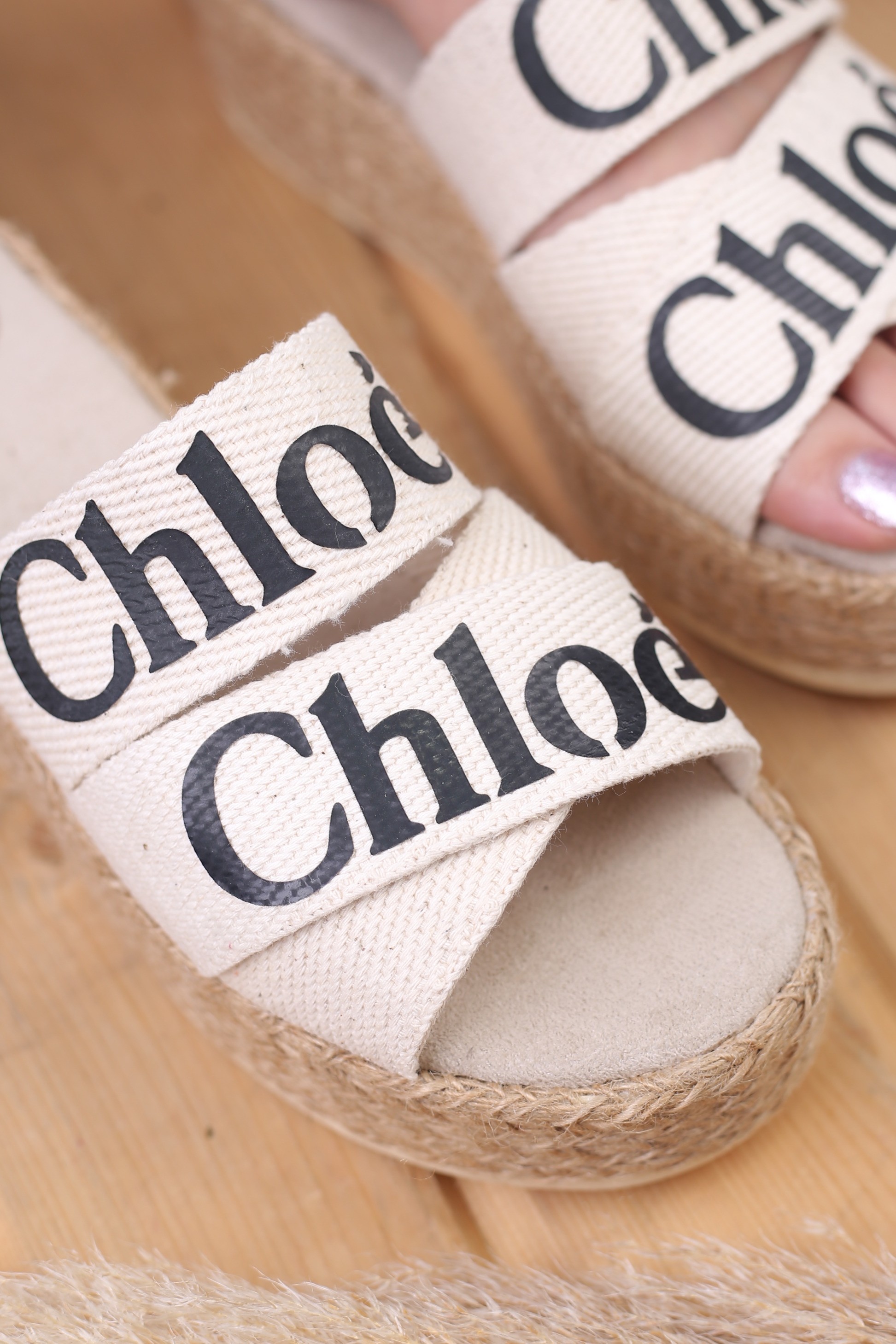 کفش صندل زنانه کنفی Chloe