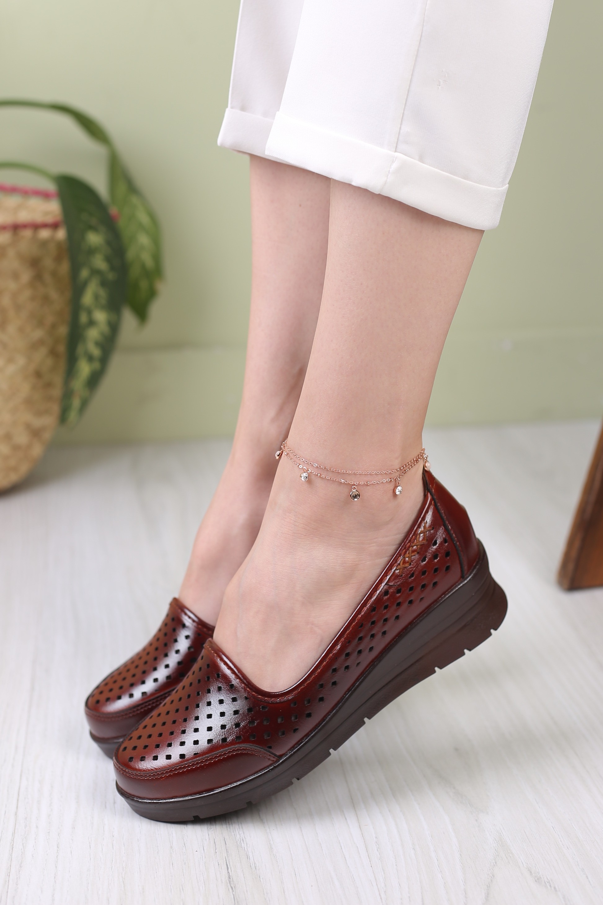 کفش پرسنلی زنانه نیلا