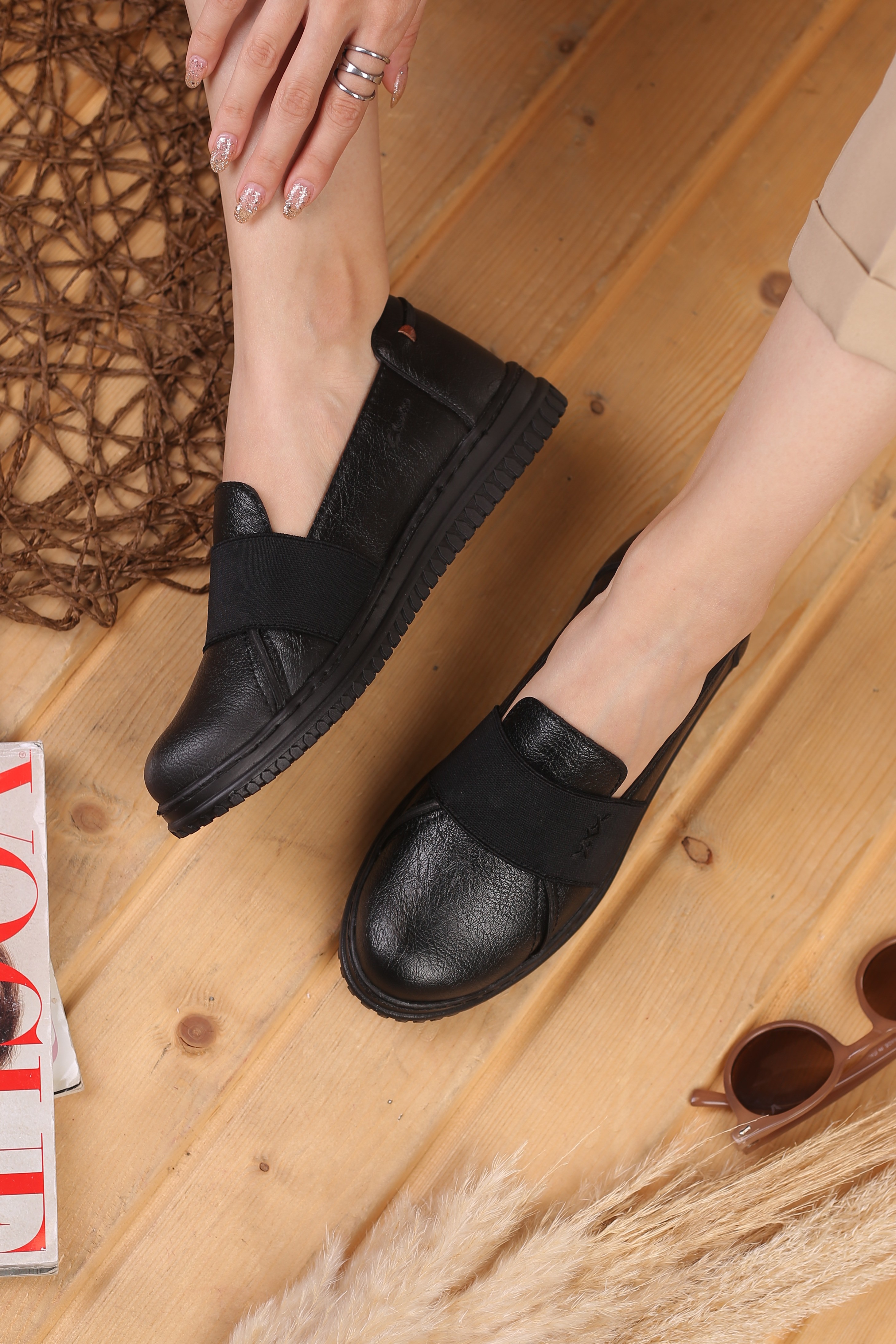 کفش کالج زنانه لعیا 104