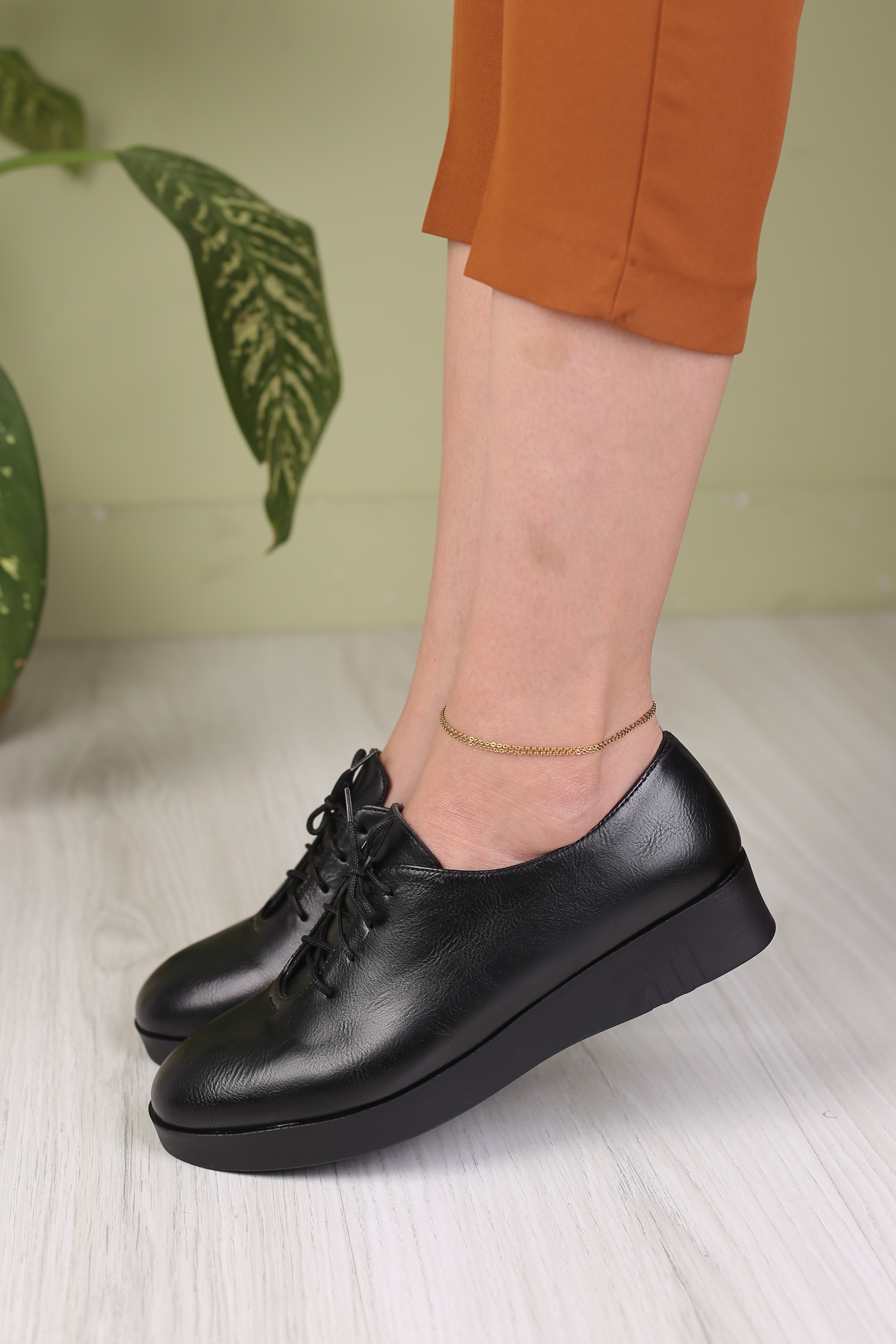 کفش پرسنلی زنانه آریانا