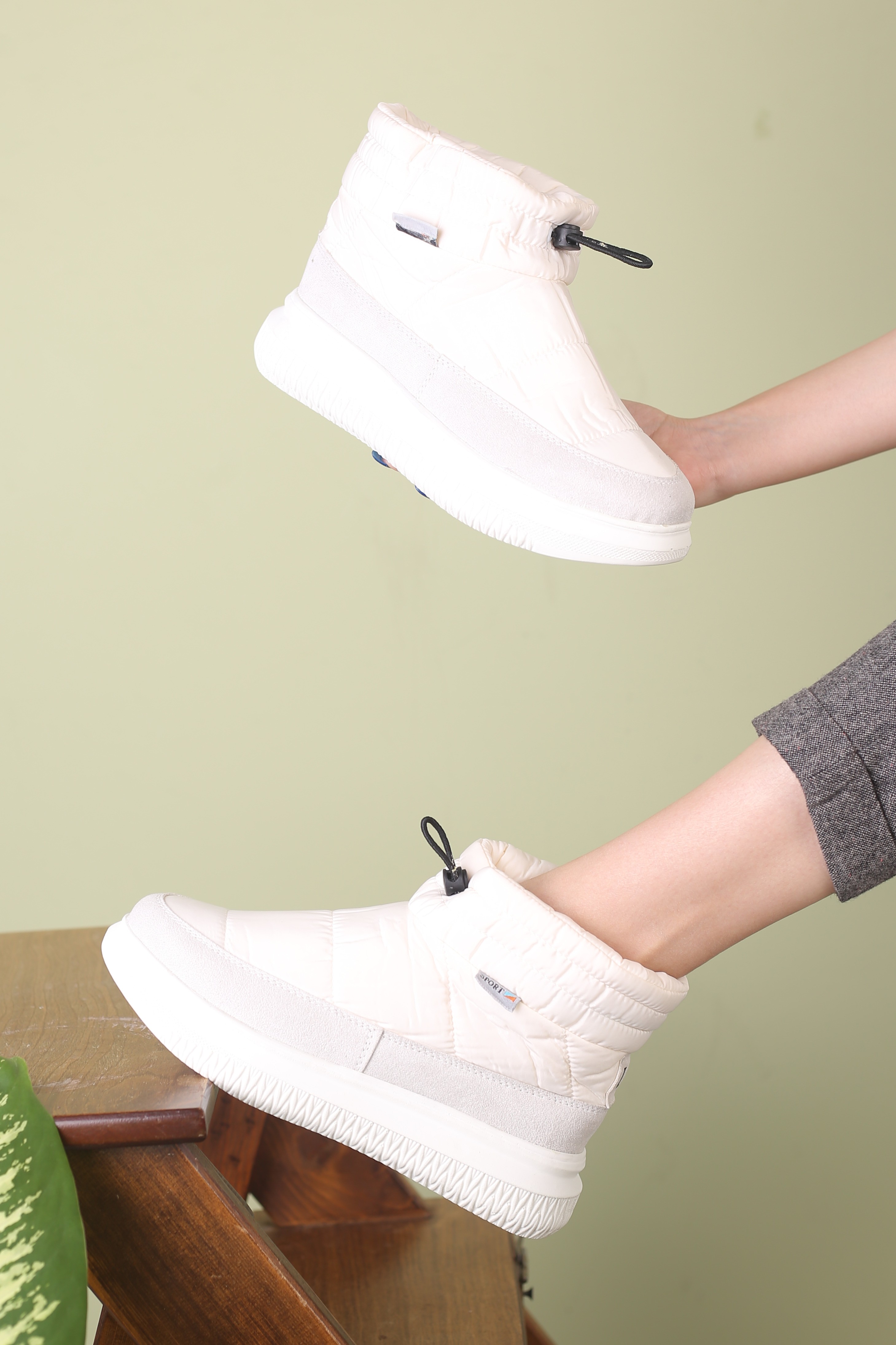 نیم بوت زنانه شمعی ساق کوتاه