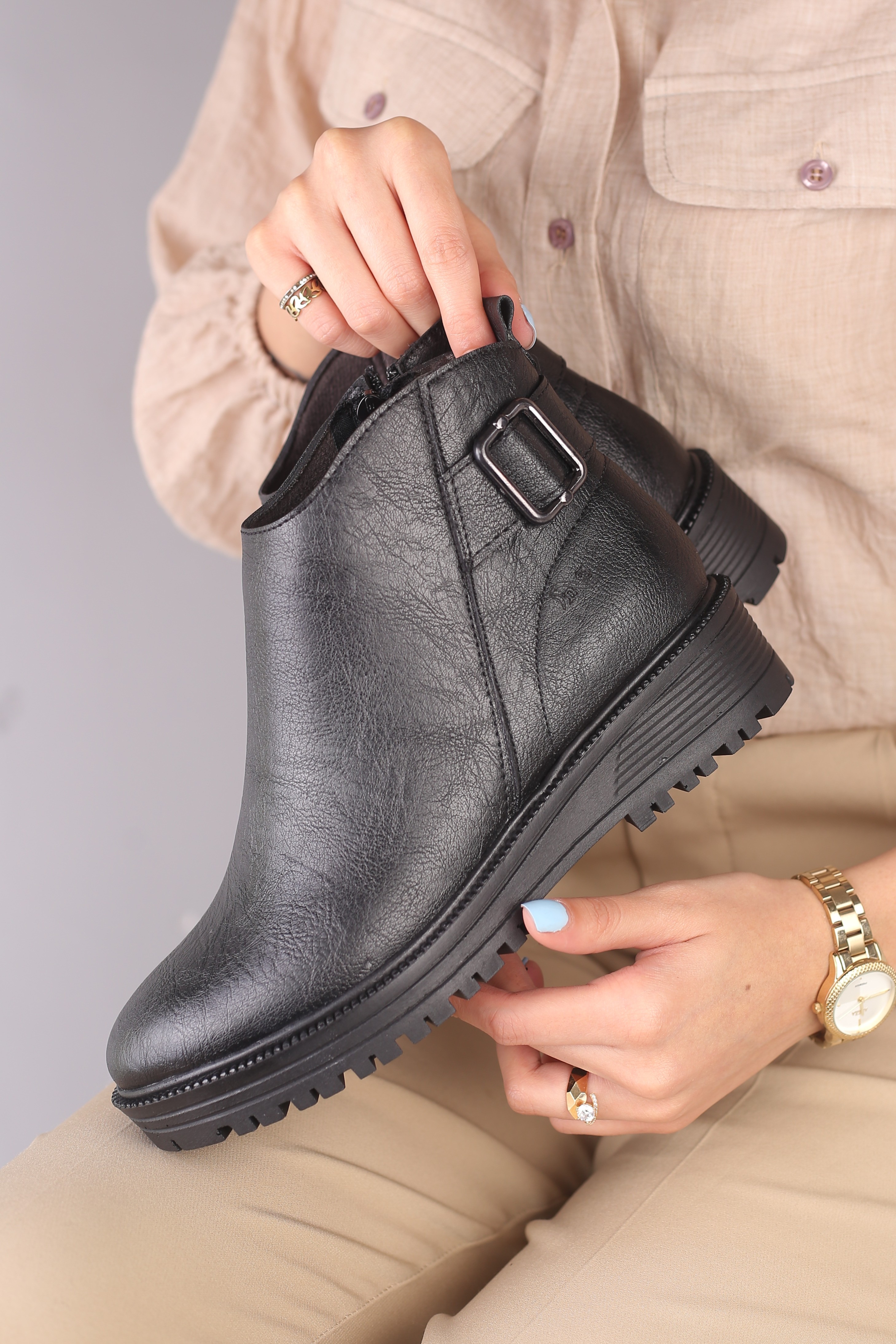 نیم بوت زنانه مارتا 402