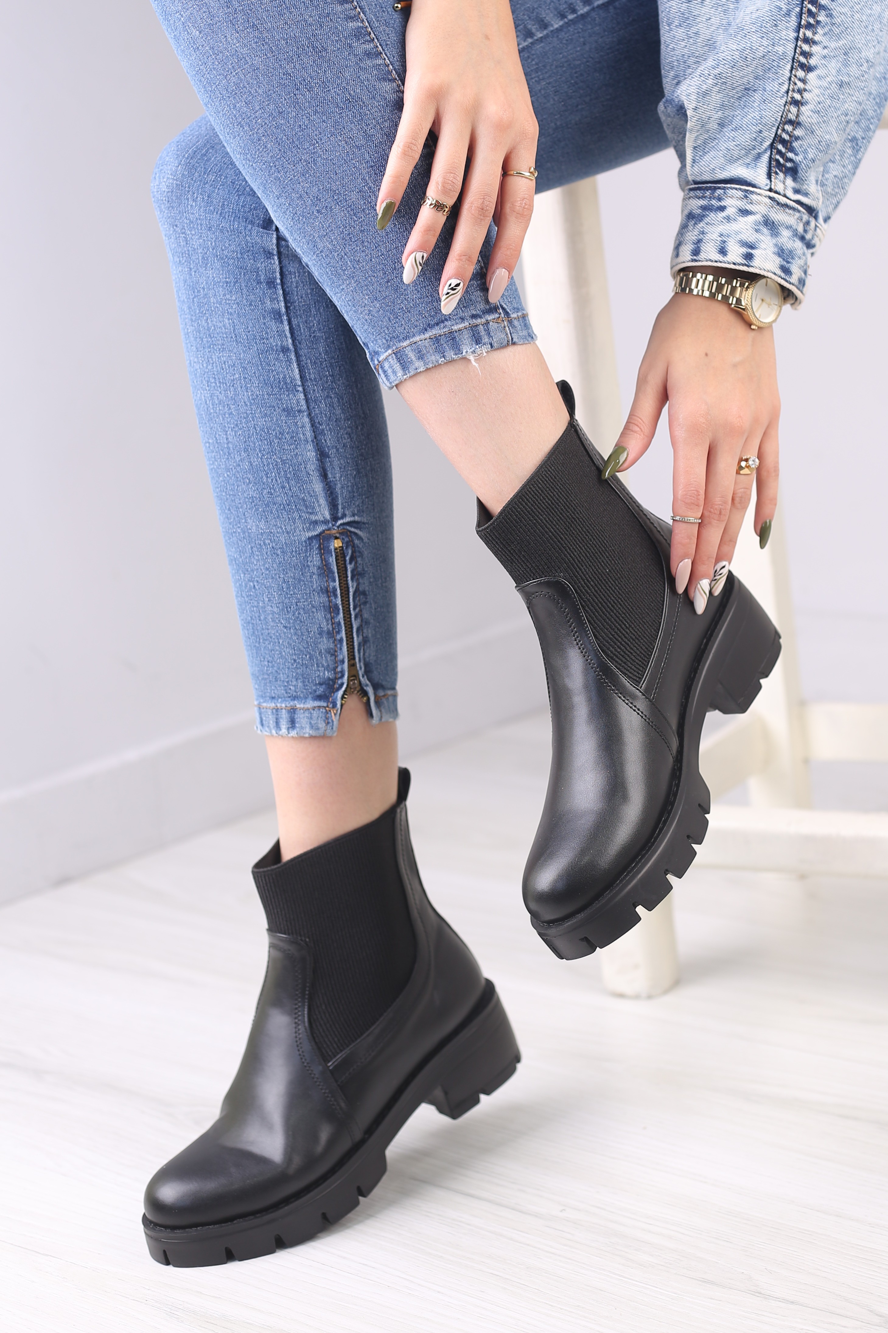 نیم بوت زنانه دورکش