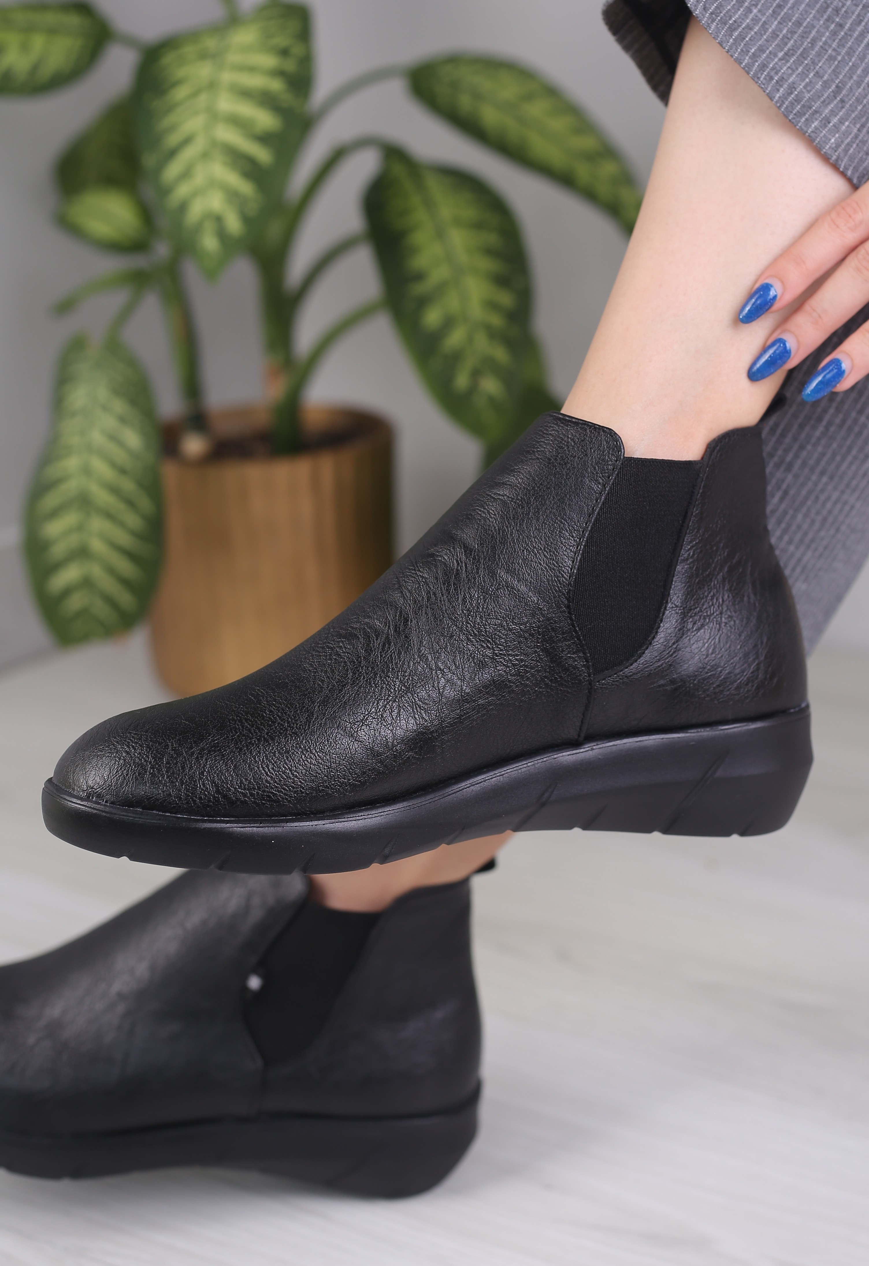 نیم بوت زنانه چلسی