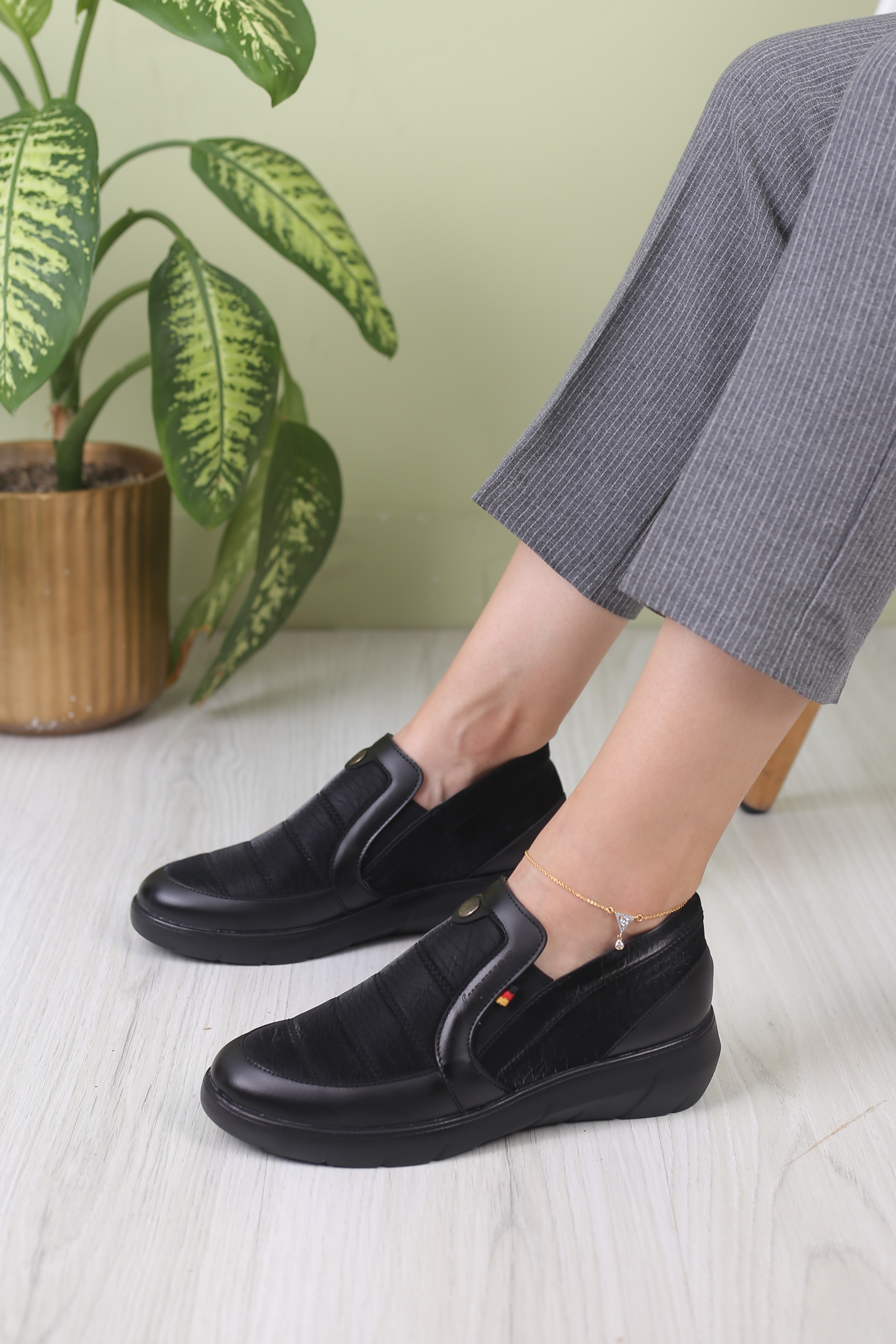 کفش پرسنلی زنانه ژرمن