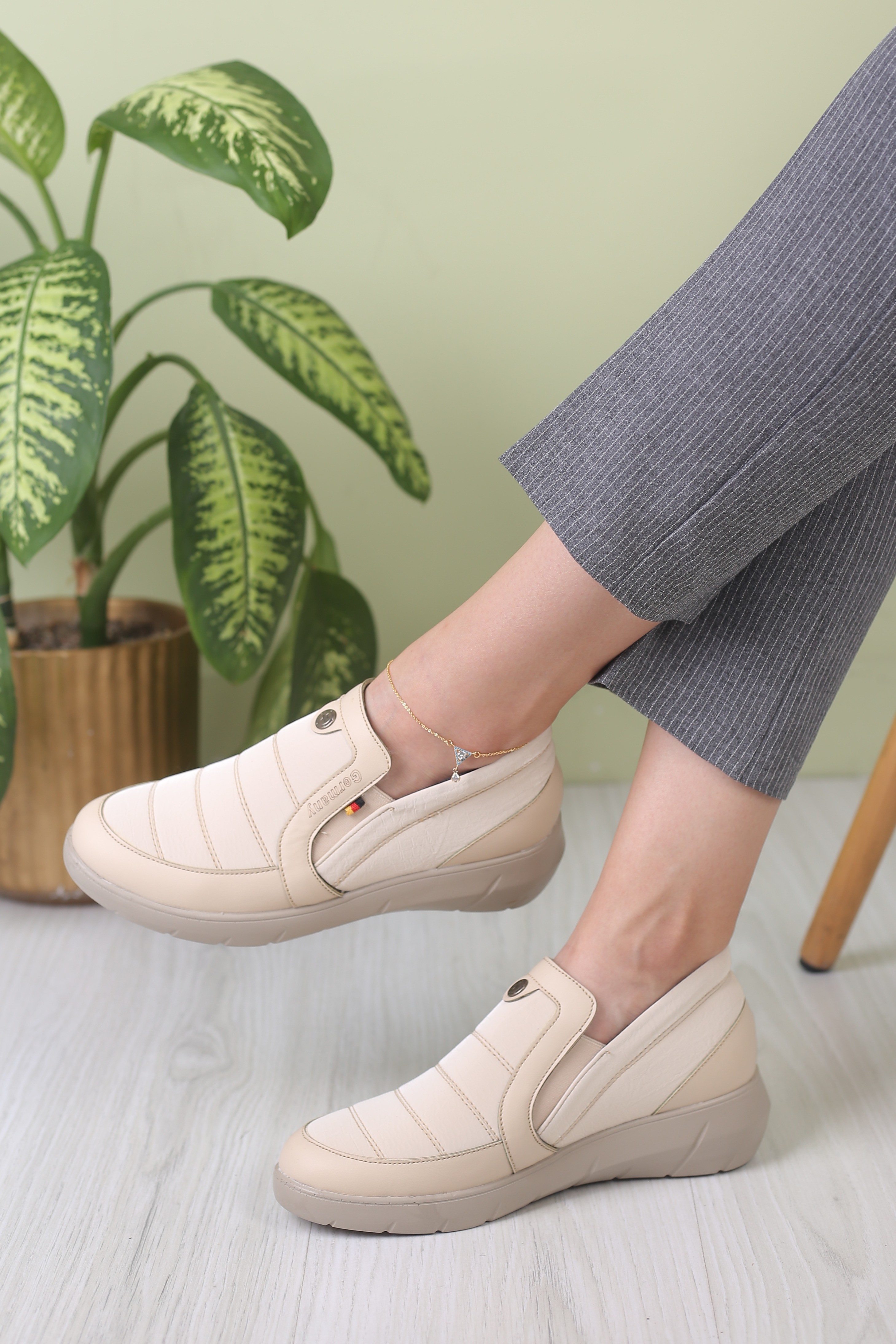 کفش پرسنلی زنانه ژرمن