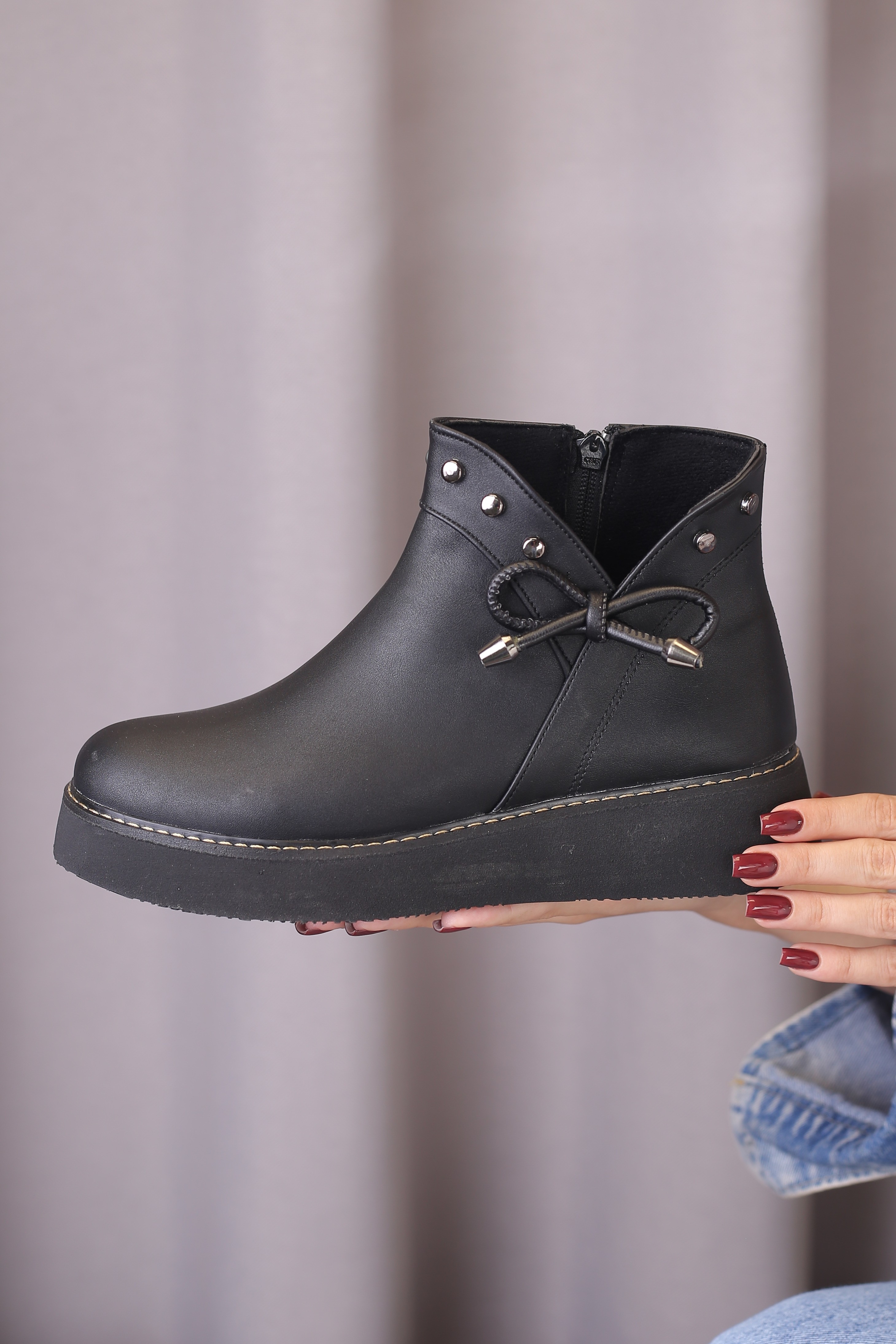 نیم بوت زنانه هیلا