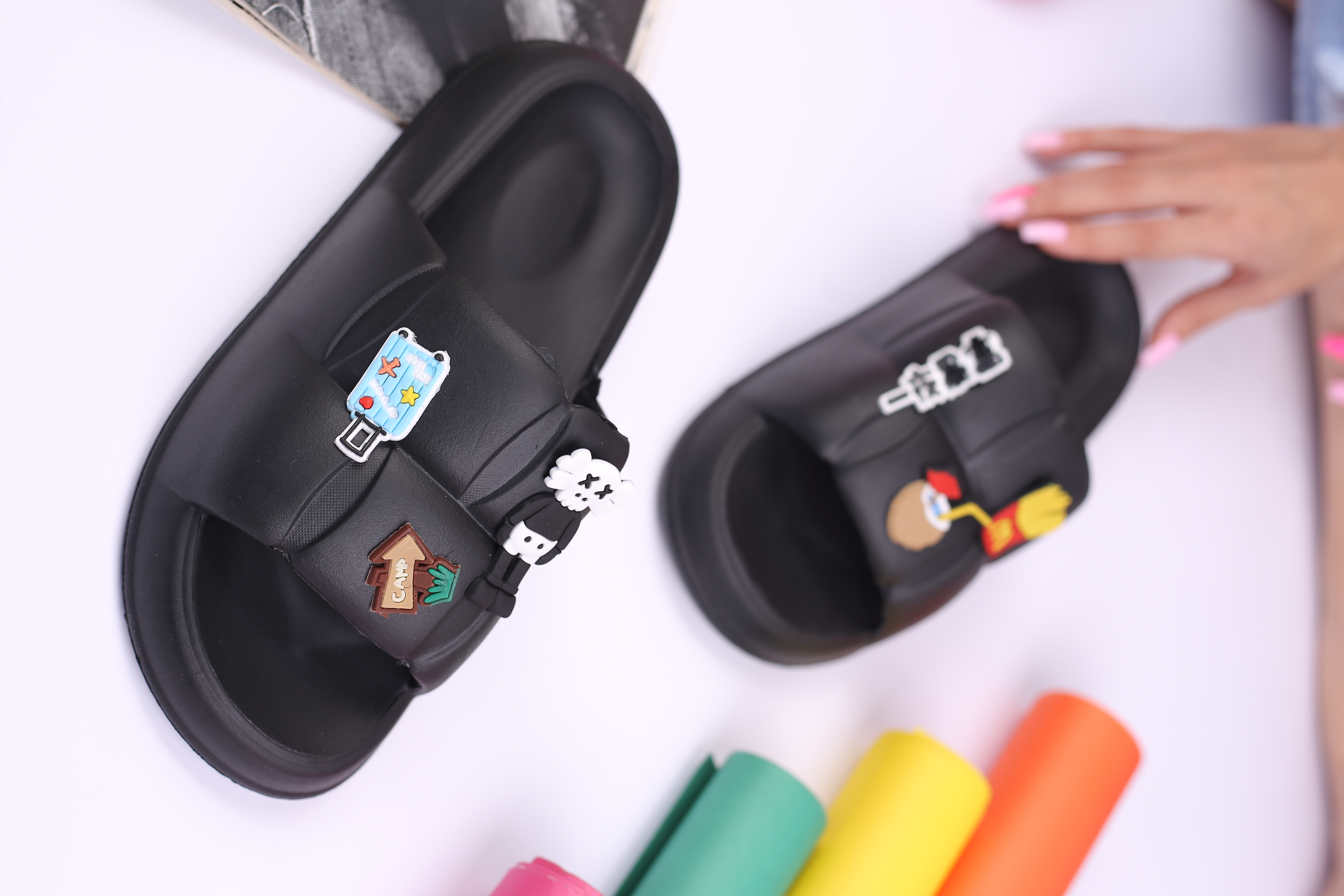 کفش صندل زنانه راحتی لاکچری استیکر