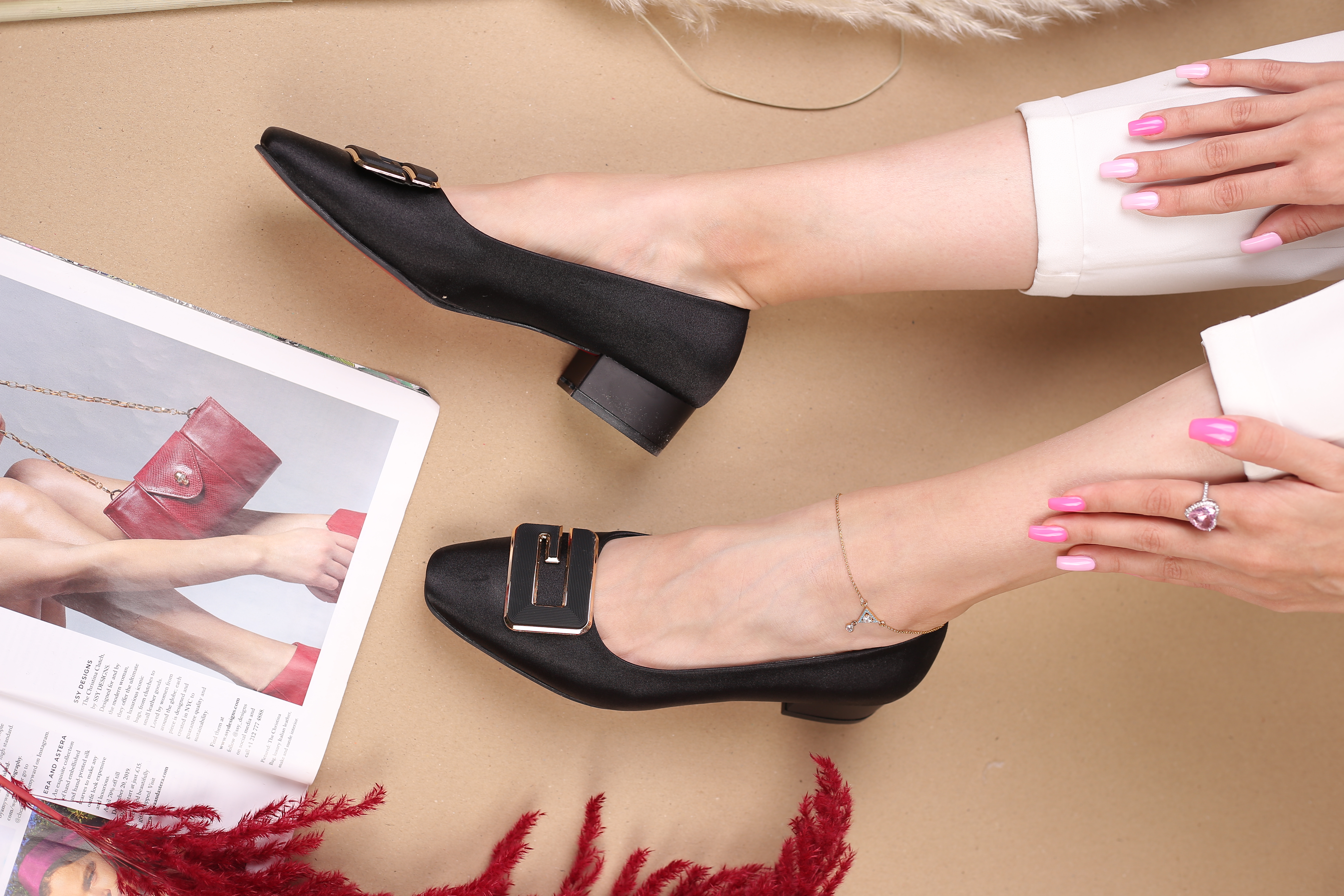 کفش کالج زنانه جردن