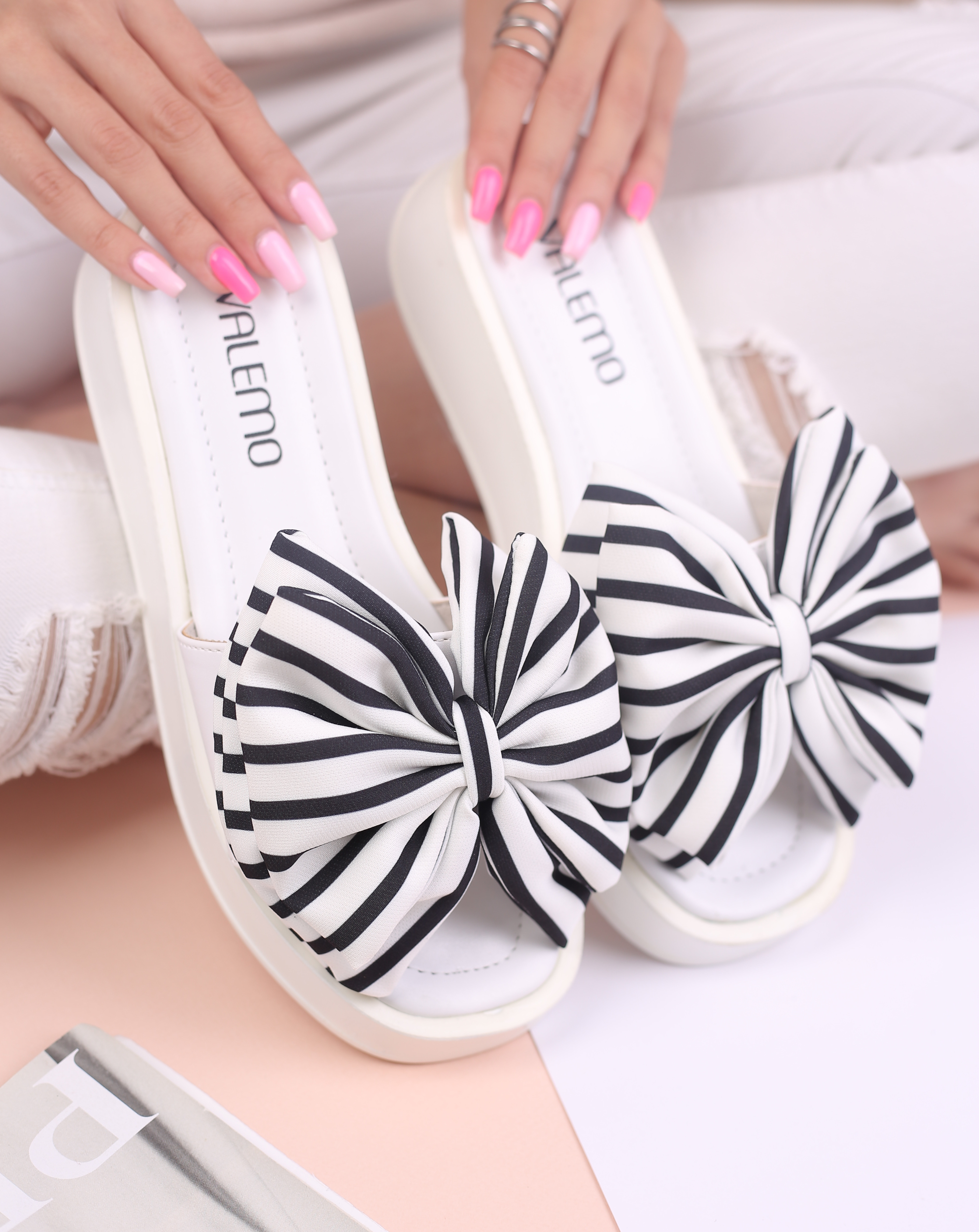 کفش صندل زنانه روفرشی باربی