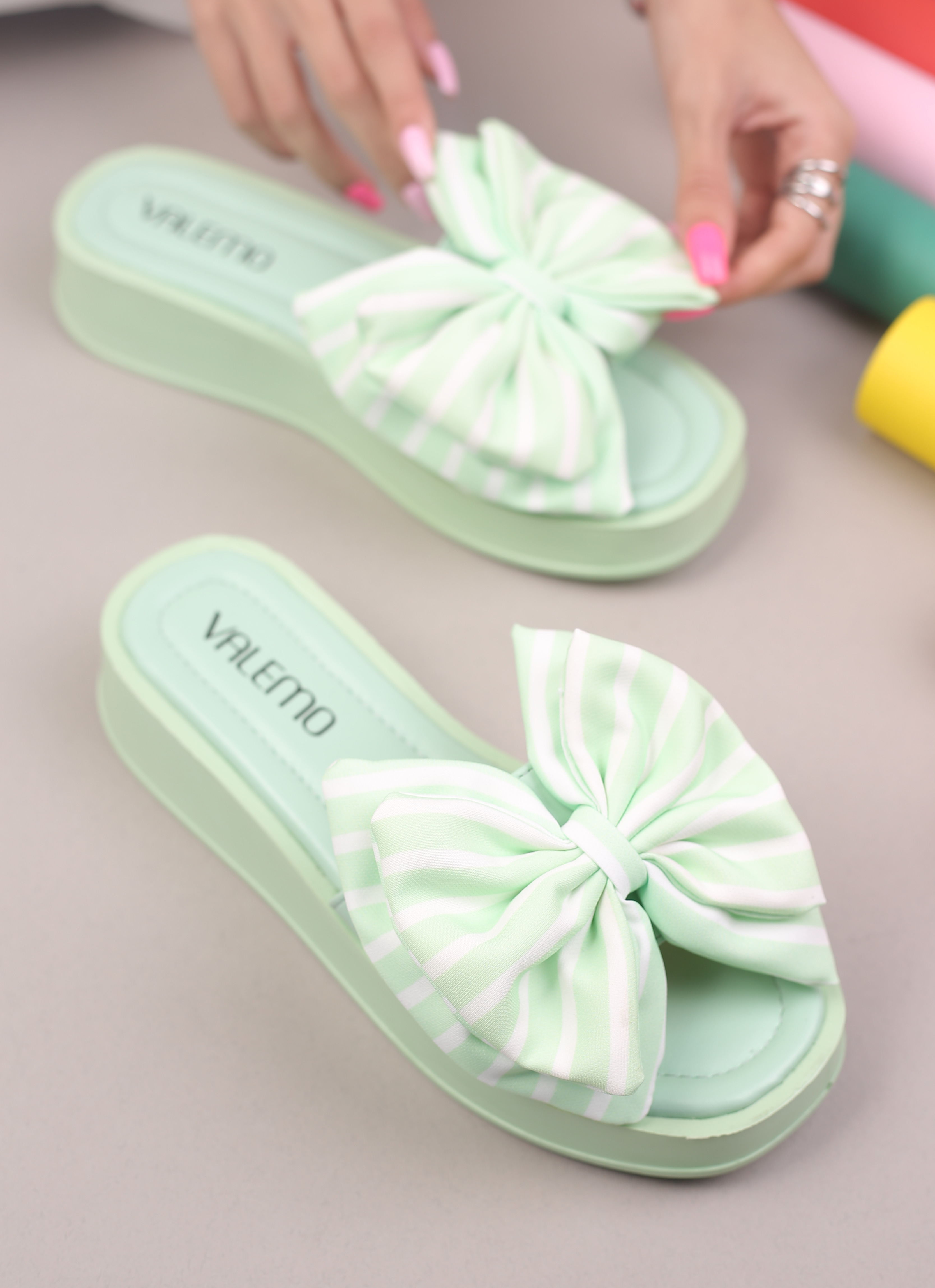 کفش صندل زنانه روفرشی باربی