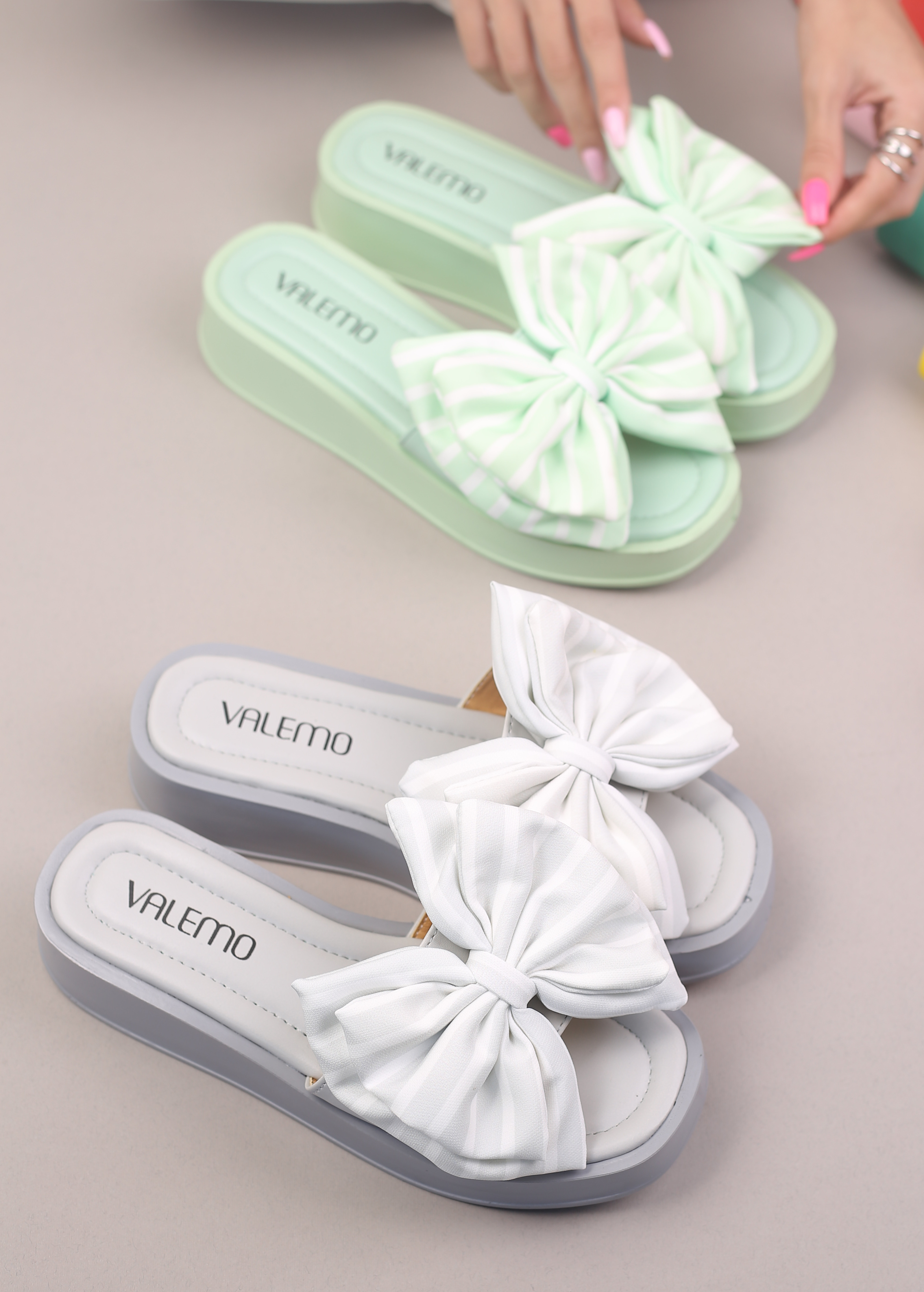 کفش صندل زنانه روفرشی باربی