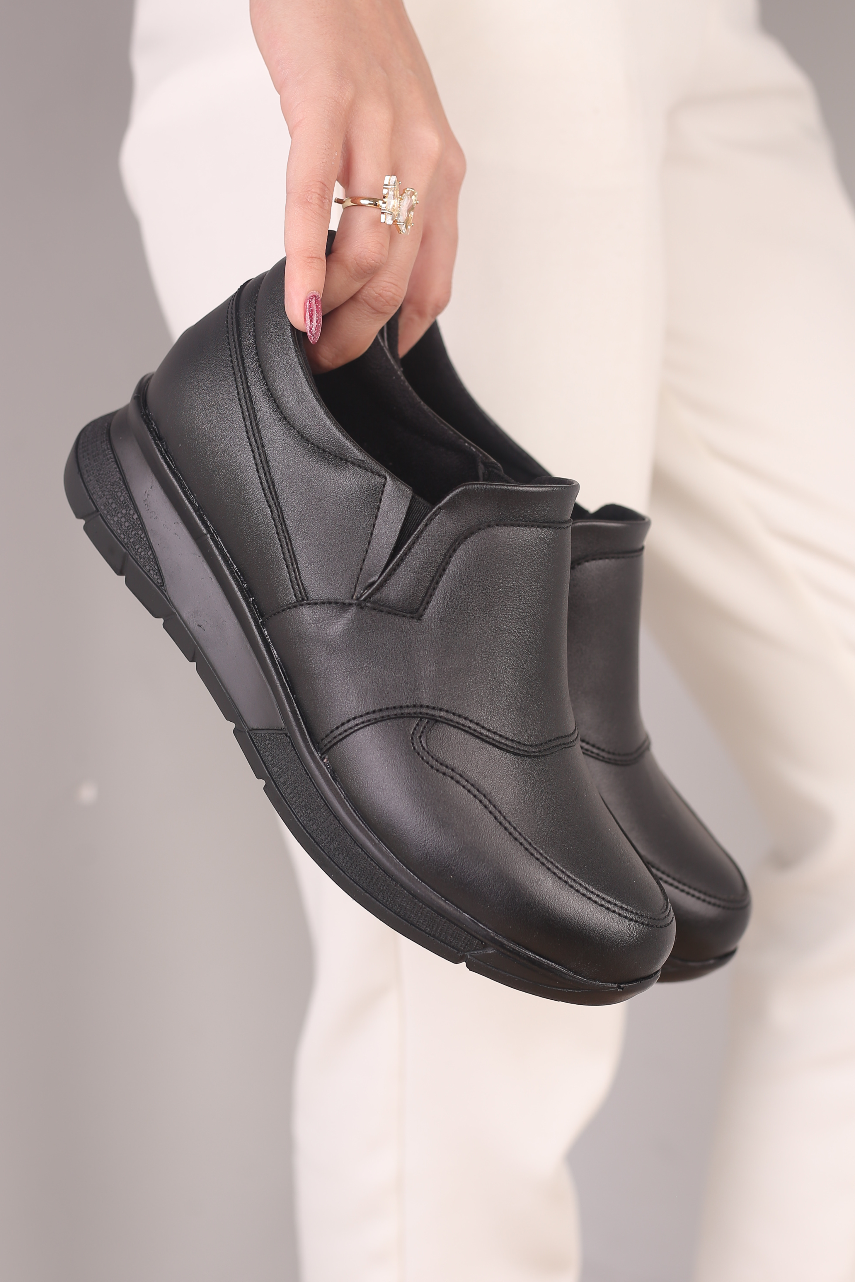 کفش پرسنلی زنانه هلما