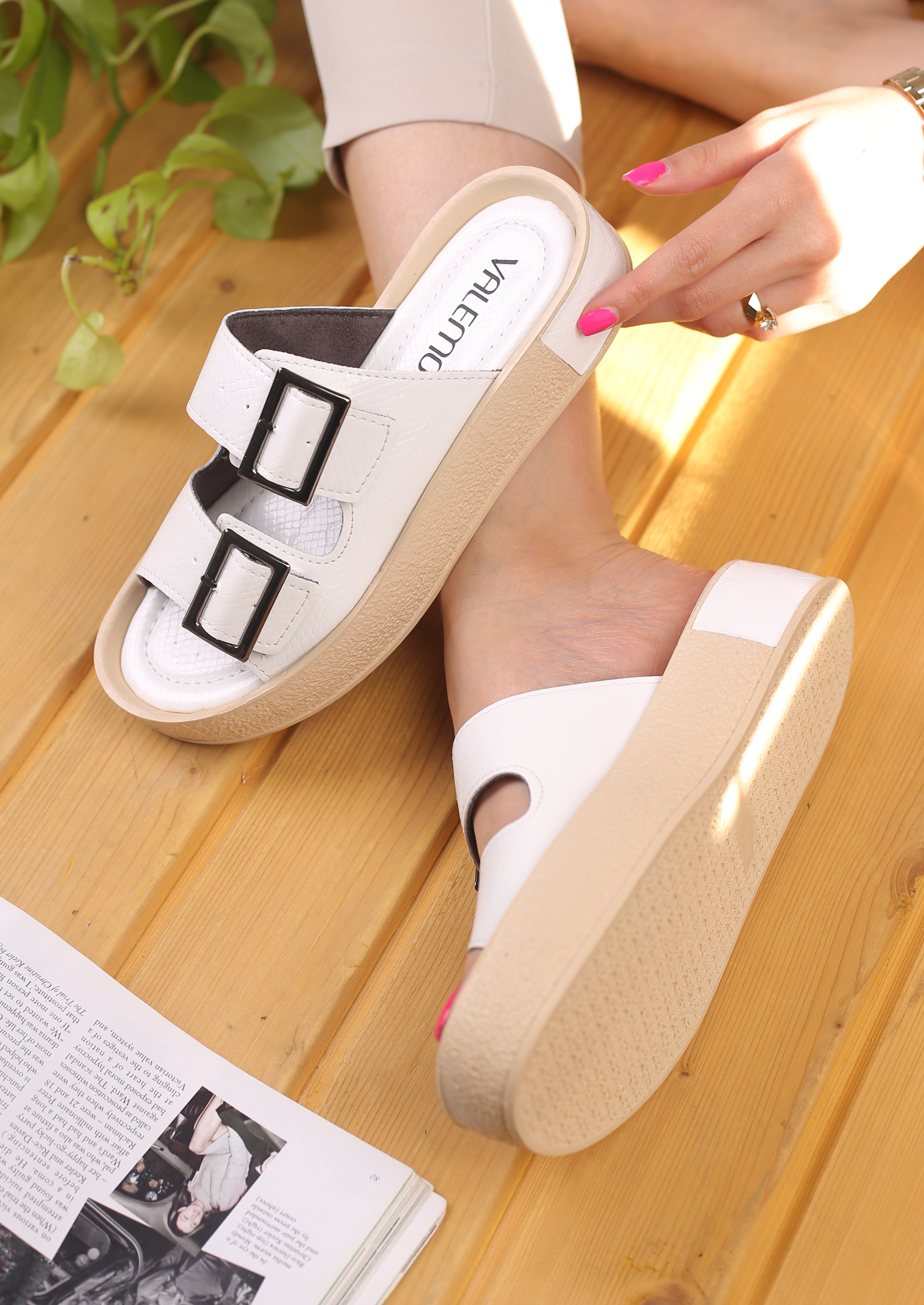 کفش صندل زنانه روفرشی آذین36