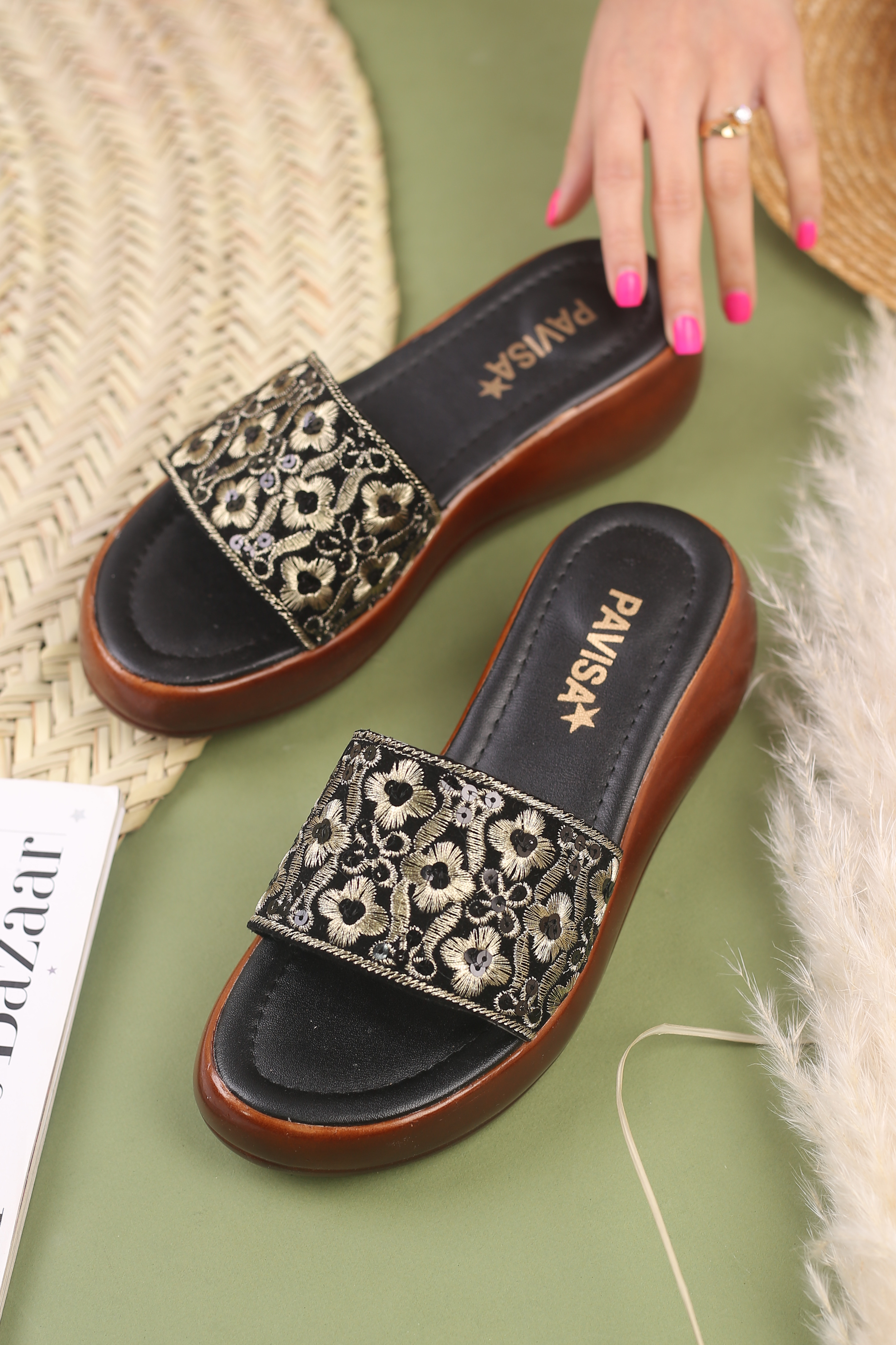 کفش صندل زنانه روفرشی نرگس