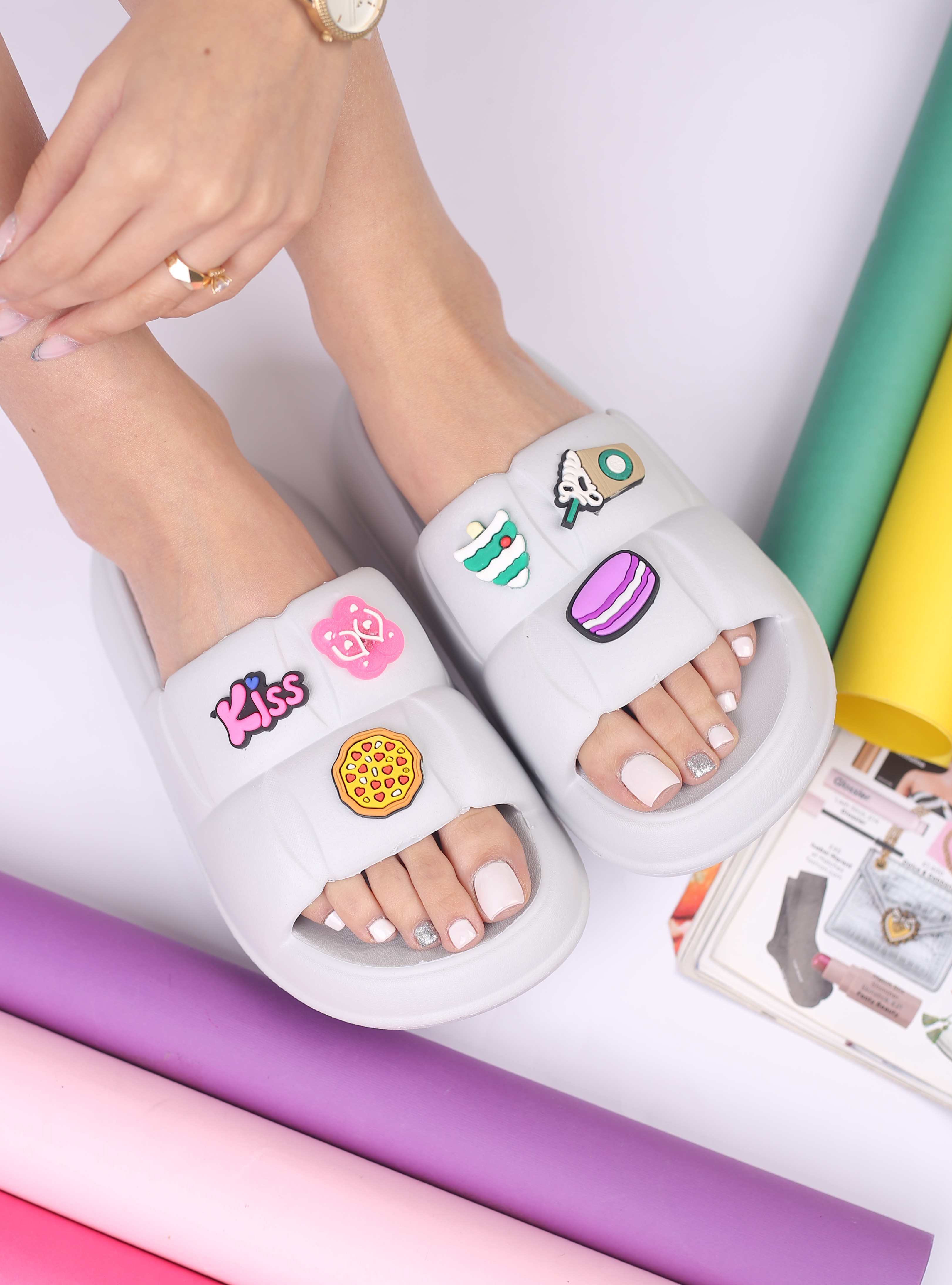 کفش صندل زنانه راحتی لاکچری استیکر