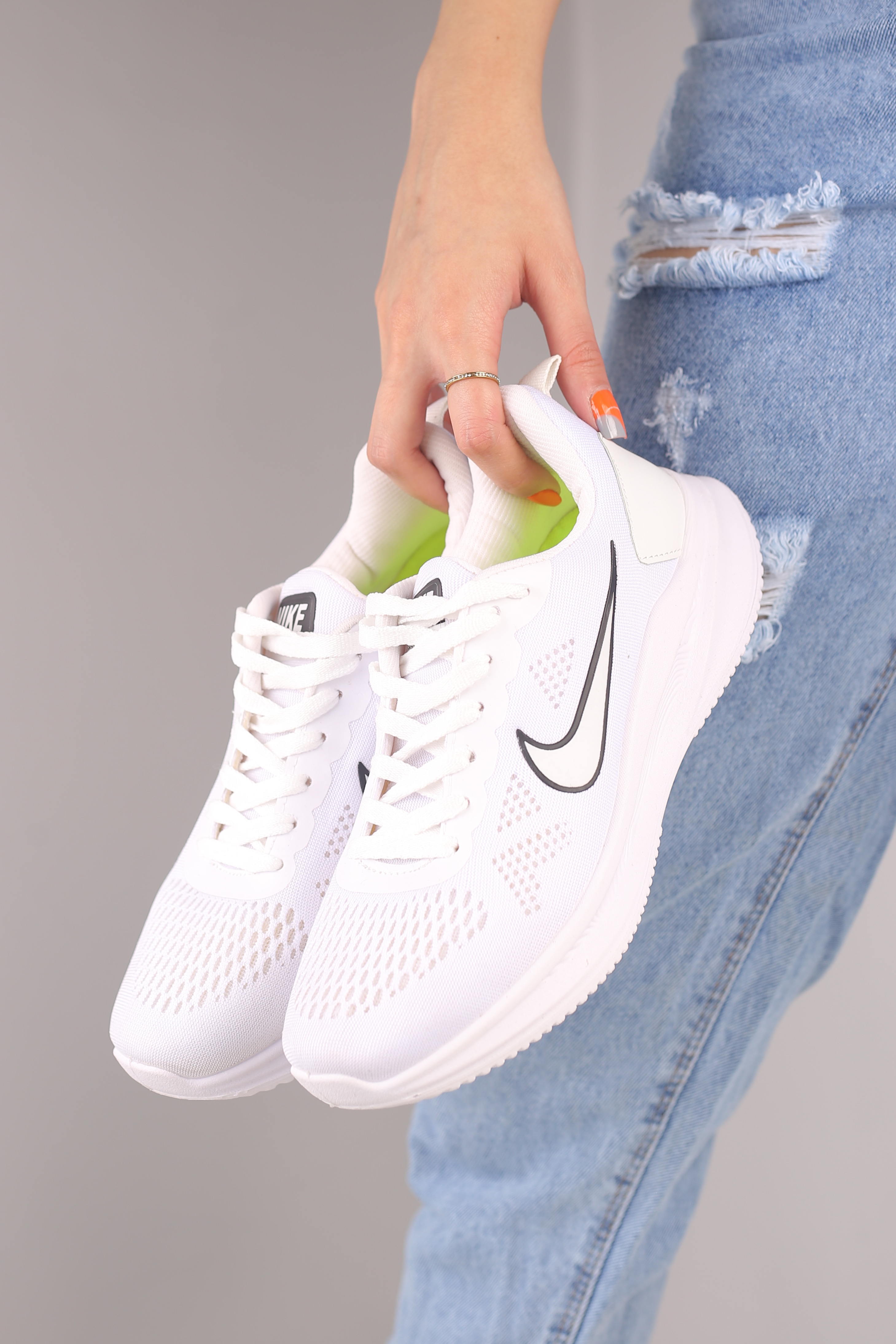 کفش اسپرت زنانه نایک 03