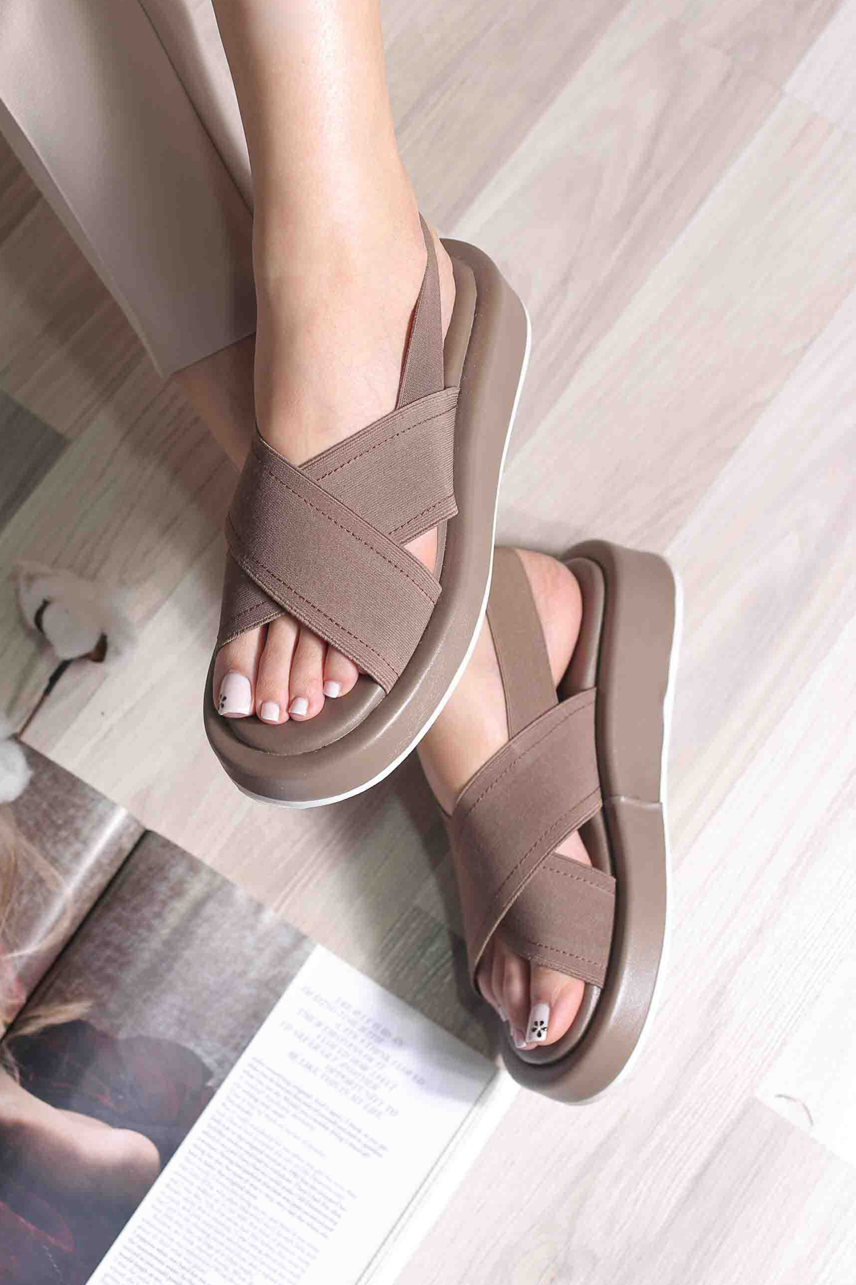 کفش صندل زنانه رکابدار گتا