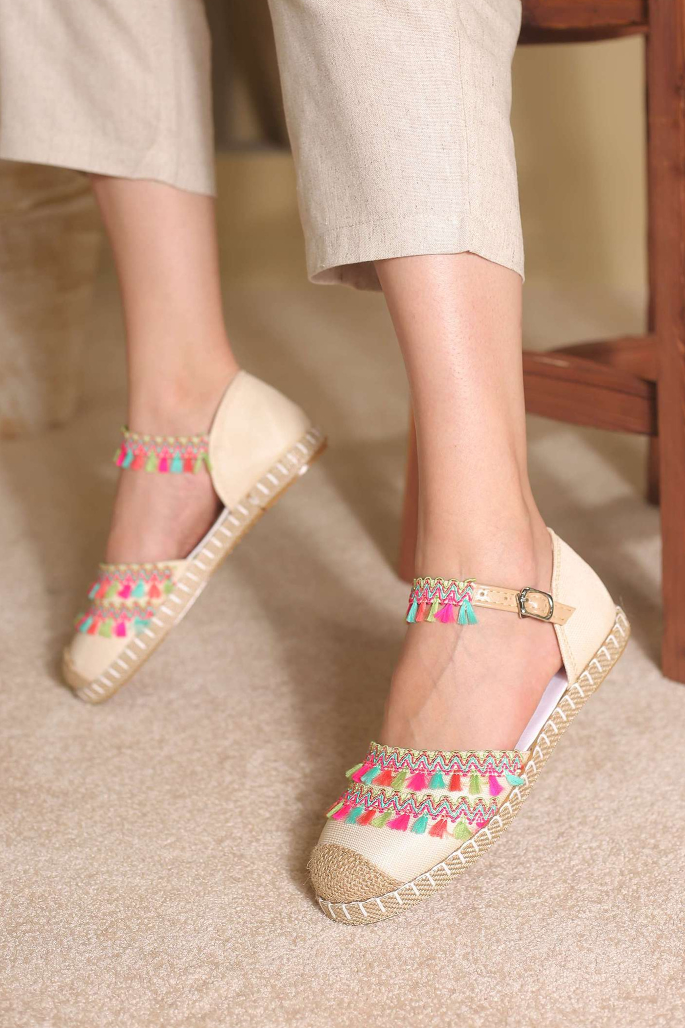 کفش صندل زنانه رکابدار قاصدک 482