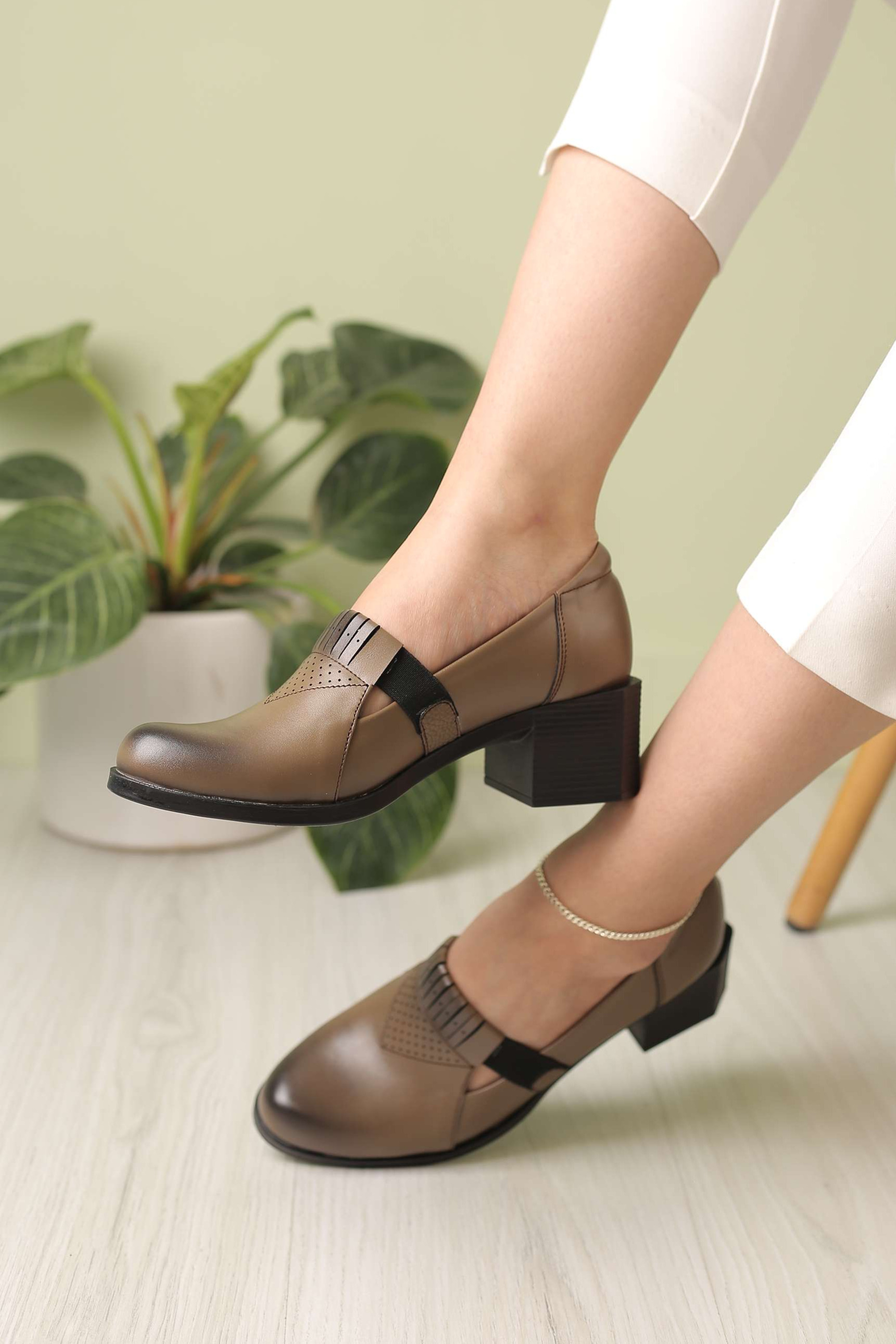 کفش پرسنلی پاشنه دار زنانه موژان