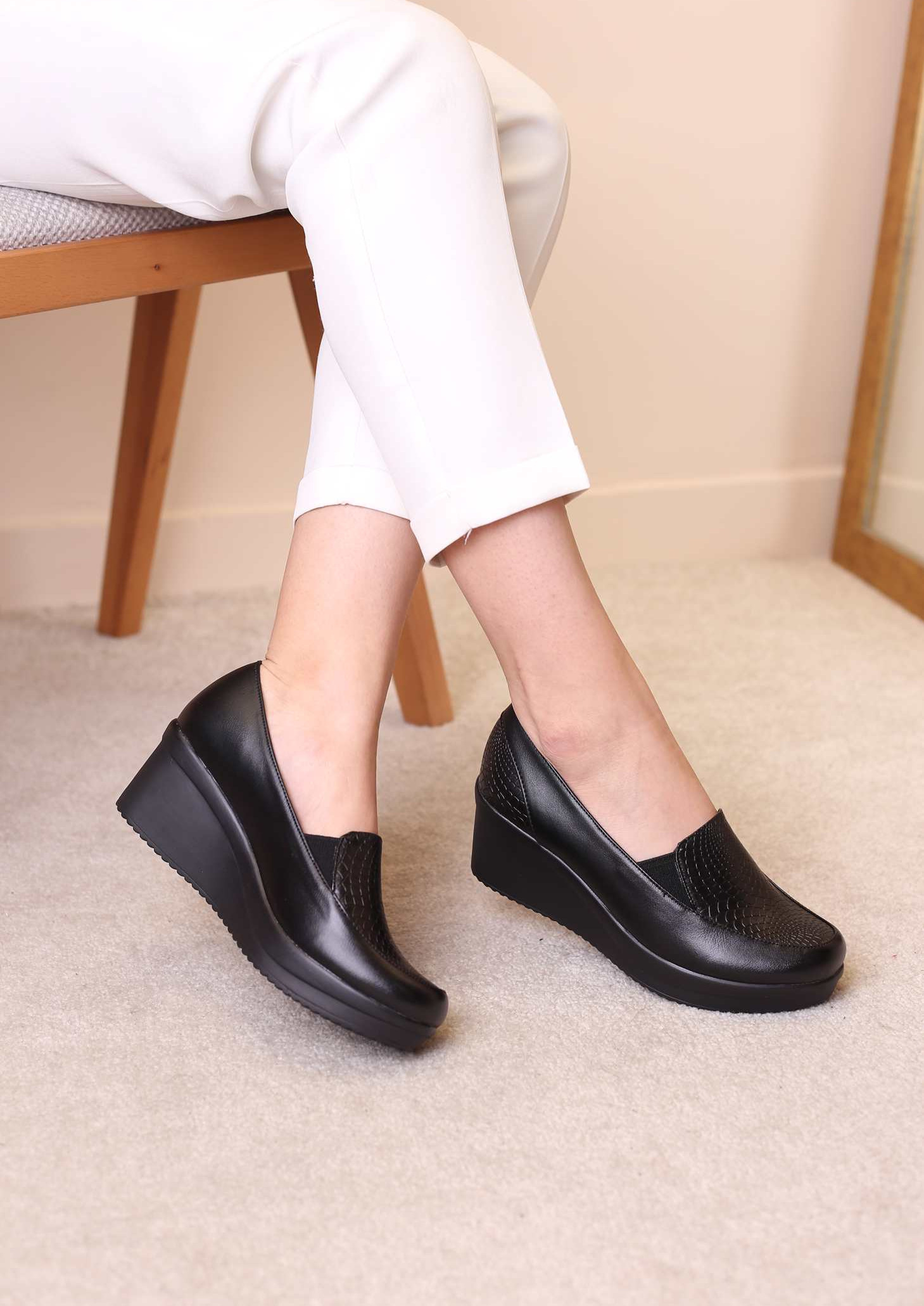 کفش پرسنلی زنانه مهین 8062